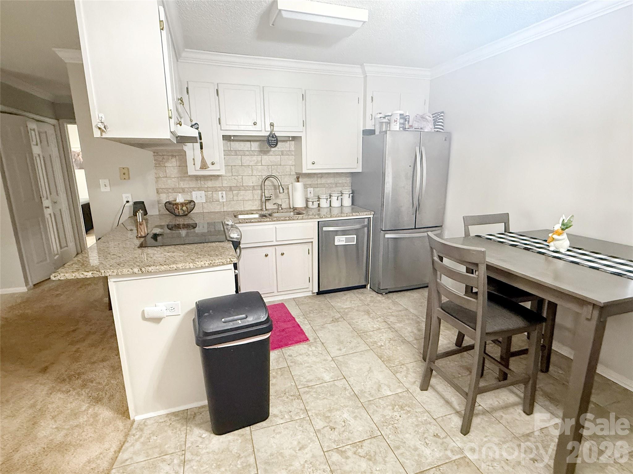 928 Lyndsey Brooke Court — Lincolnton