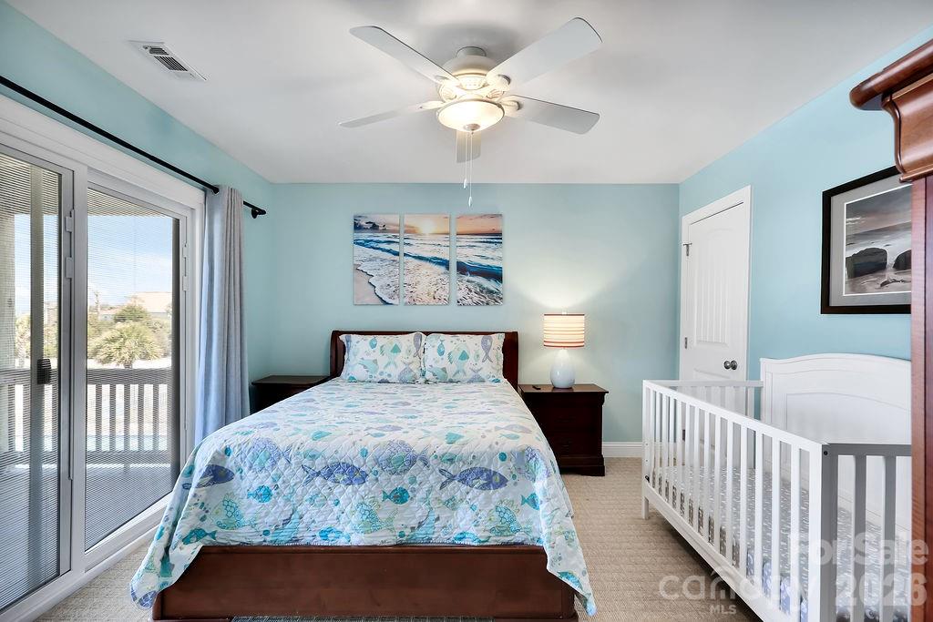 118 W Dolphin Drive — Oak Island
