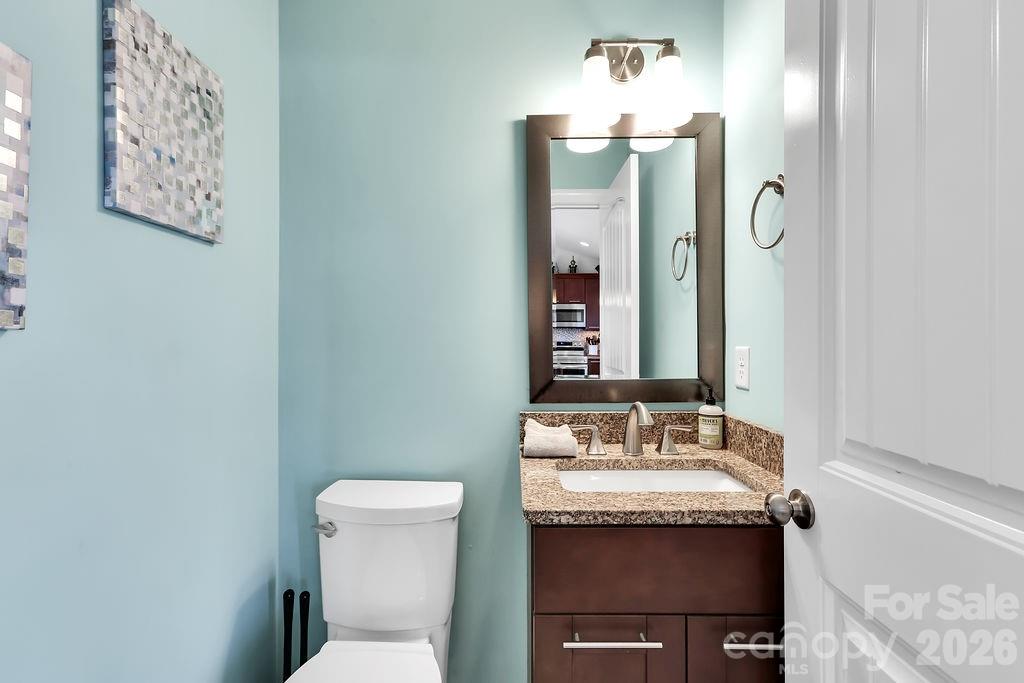 118 W Dolphin Drive — Oak Island
