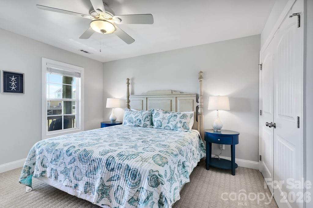 118 W Dolphin Drive — Oak Island