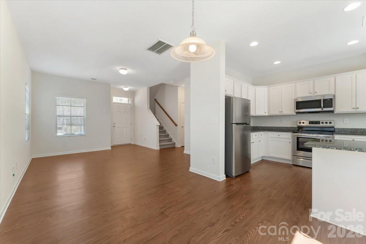 609 Oak Forest Lane — Salisbury