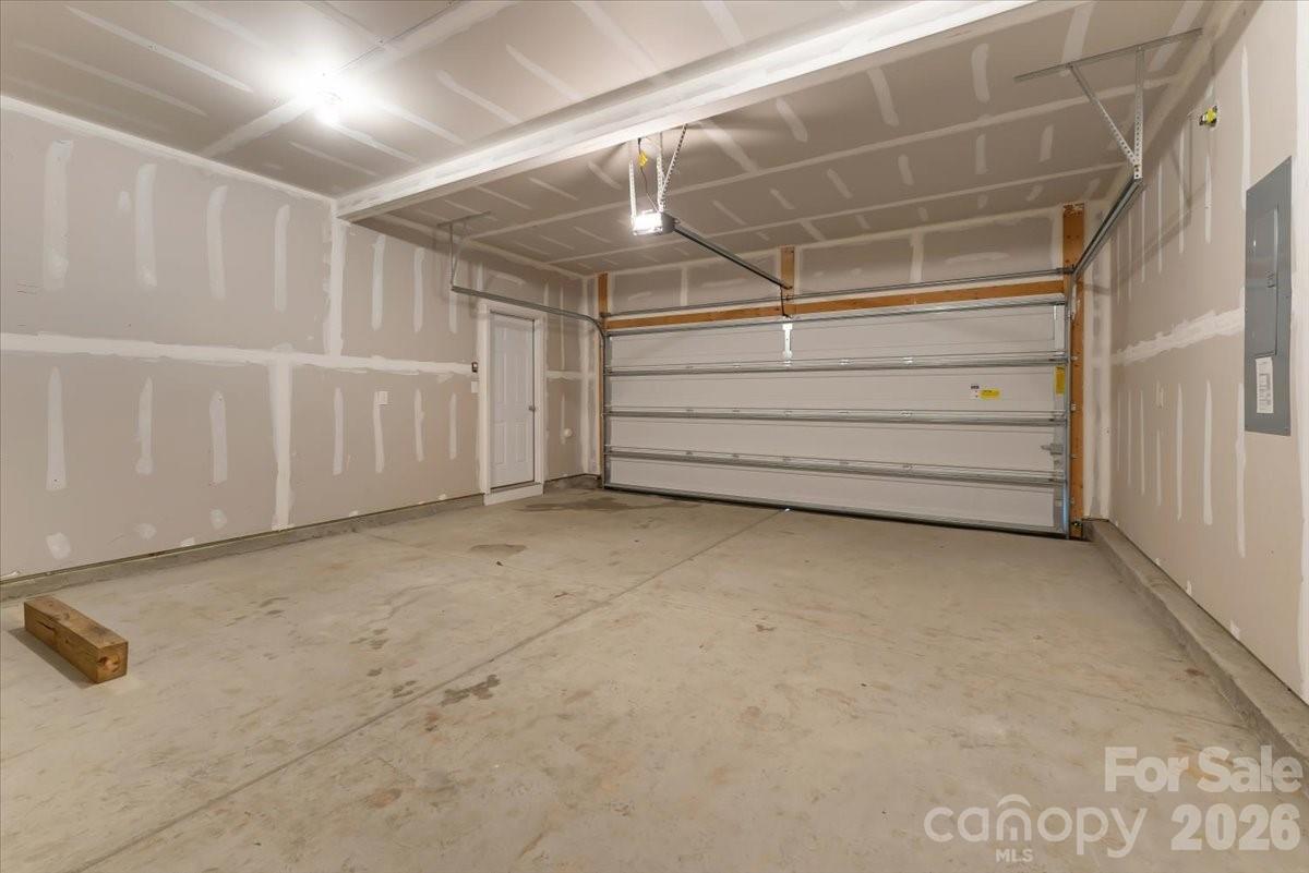609 Oak Forest Lane — Salisbury