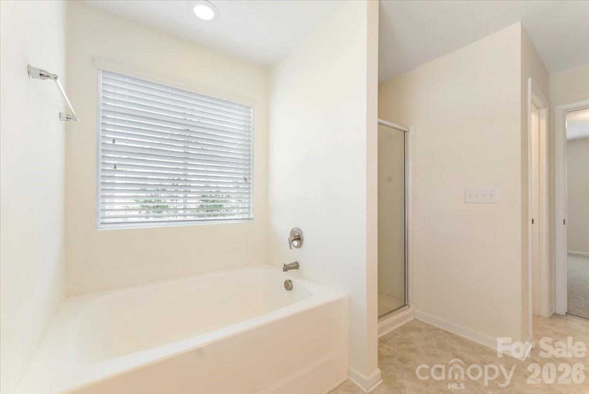 609 Oak Forest Lane — Salisbury