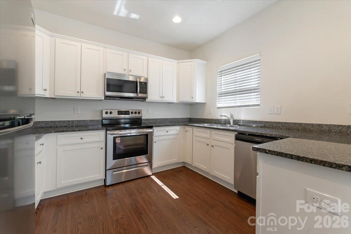 609 Oak Forest Lane — Salisbury
