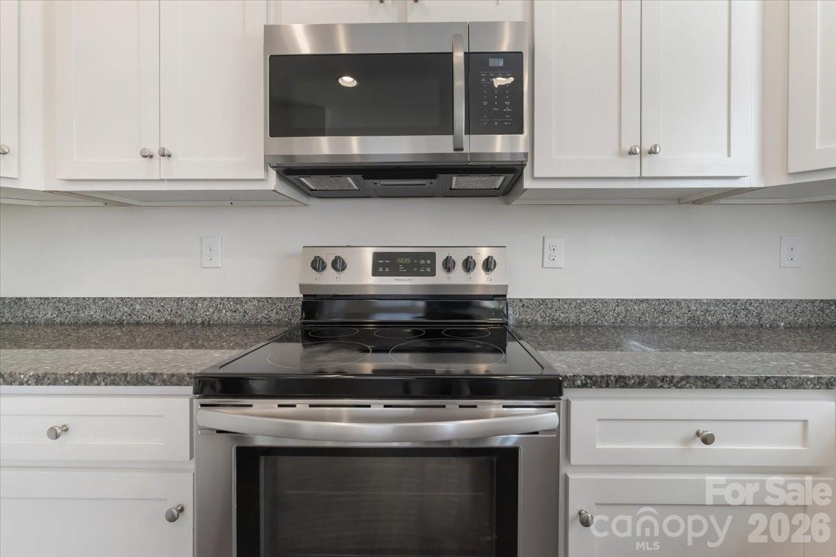 609 Oak Forest Lane — Salisbury