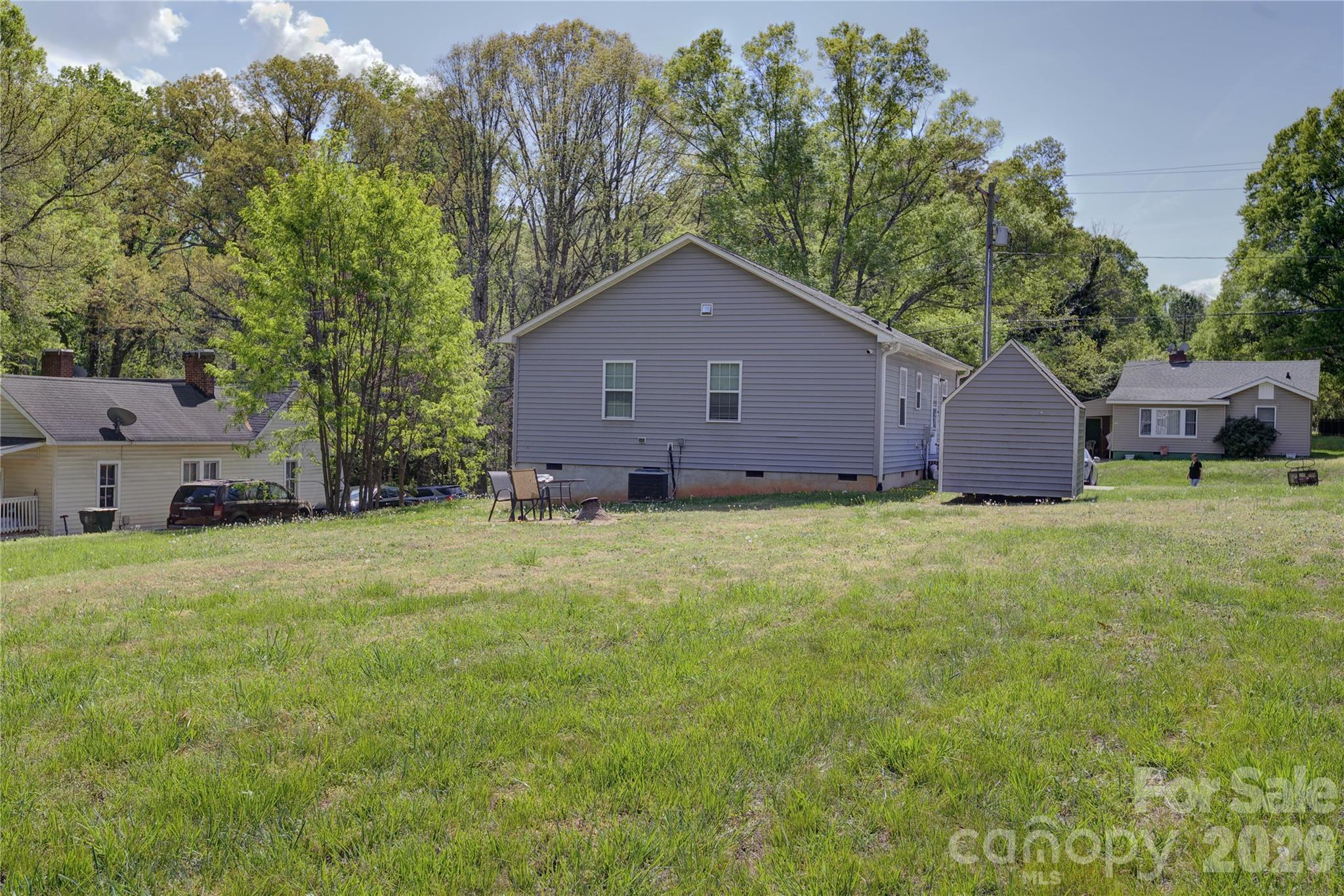419 N Academy Street — Mooresville