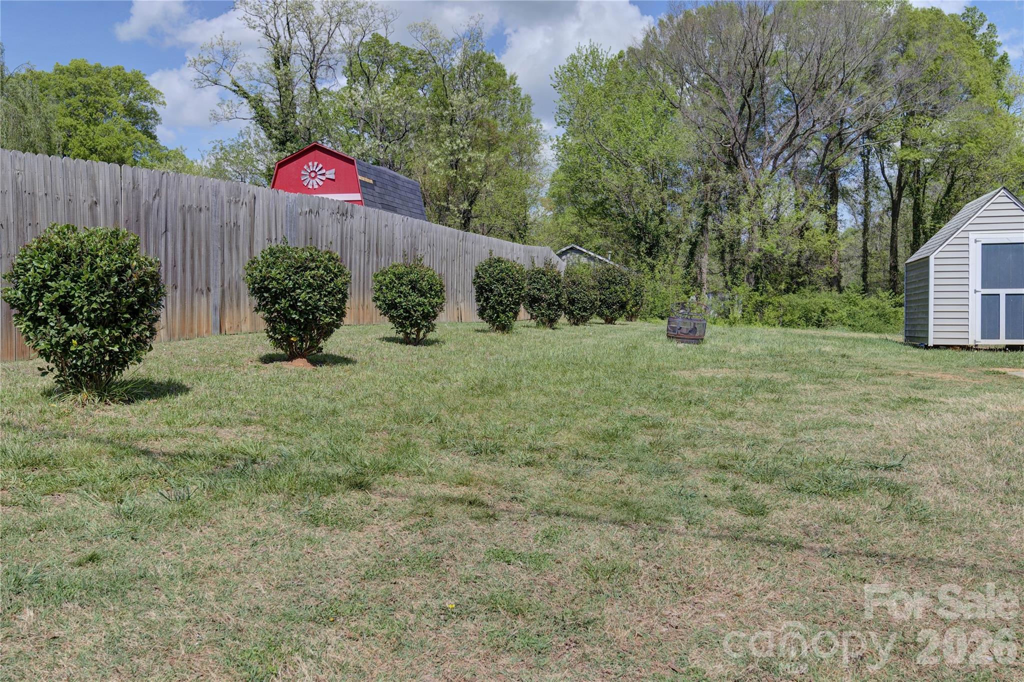 419 N Academy Street — Mooresville