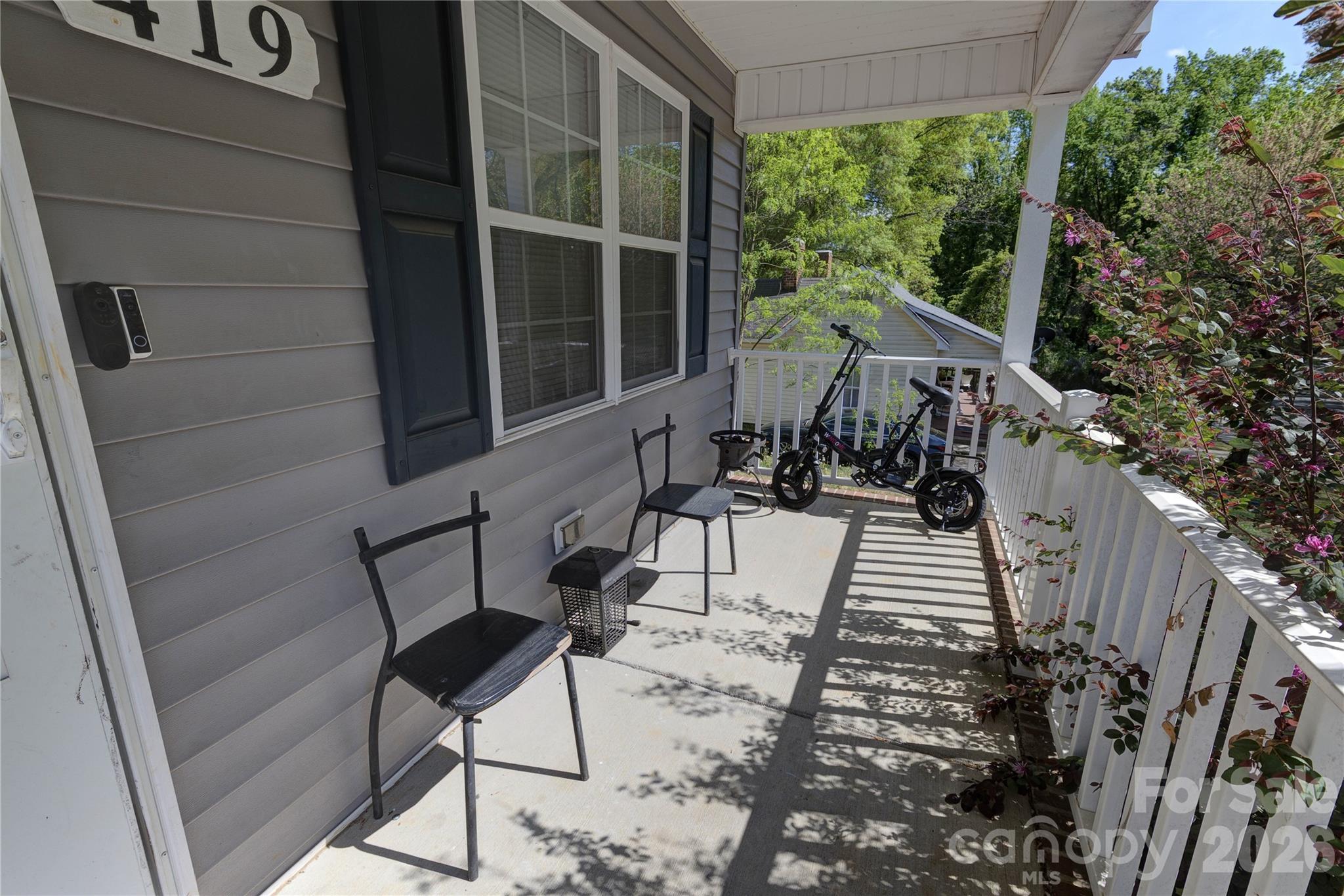 419 N Academy Street — Mooresville