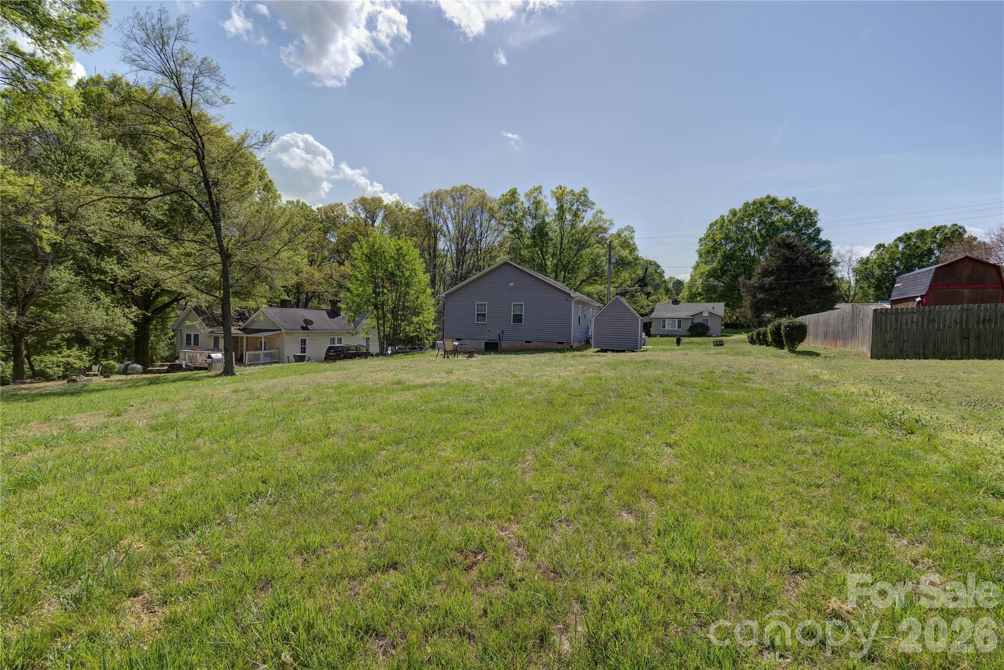 419 N Academy Street — Mooresville