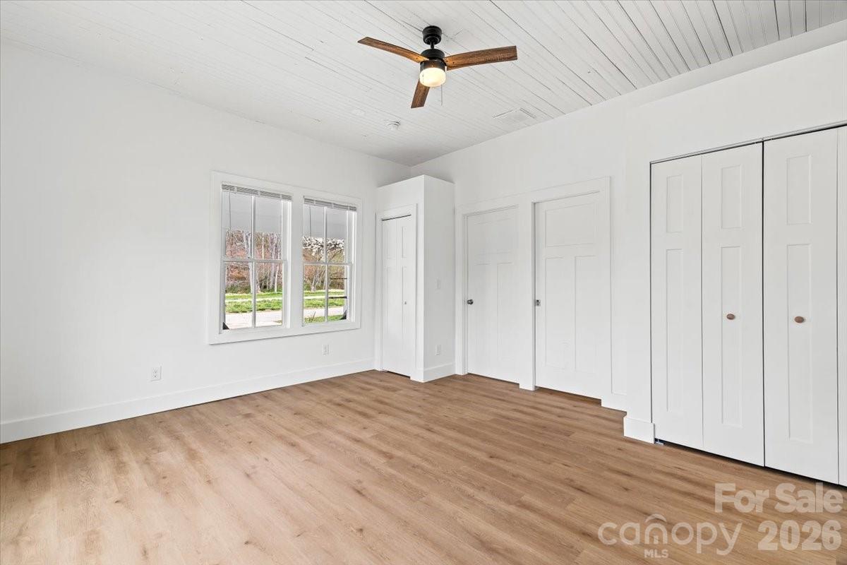 1623 Barnardsville Highway — Barnardsville