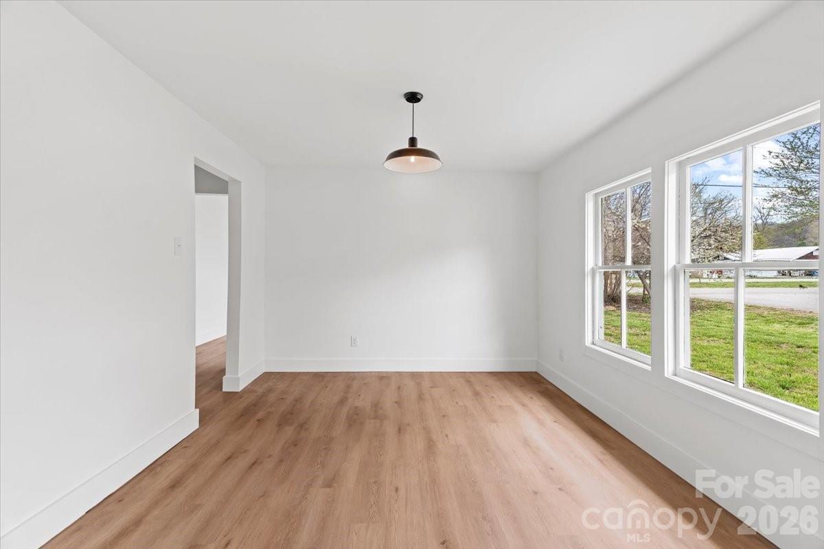 1623 Barnardsville Highway — Barnardsville