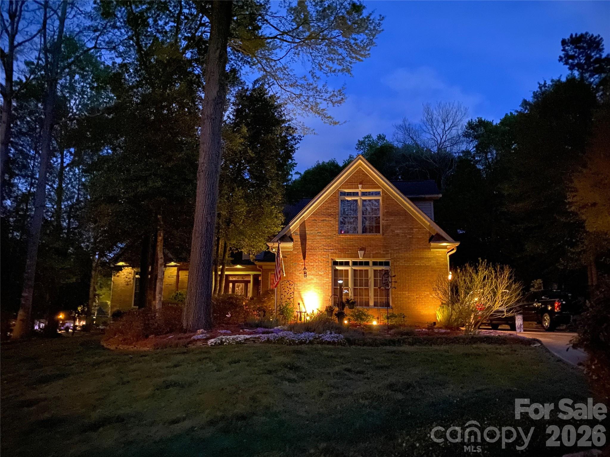 225 Highland Forest Drive — Clover