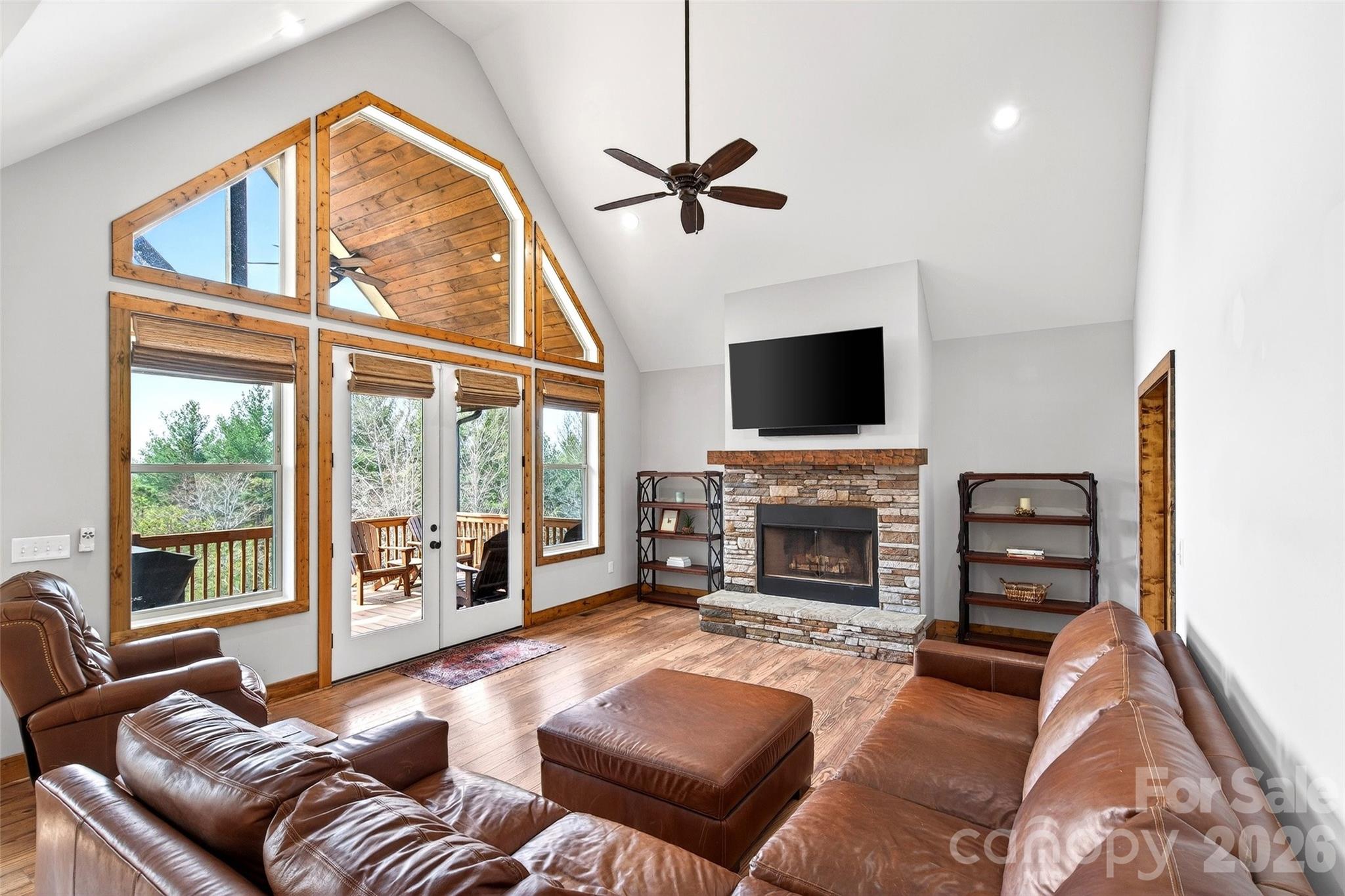 207 Lake Crest Drive #11 — Nebo