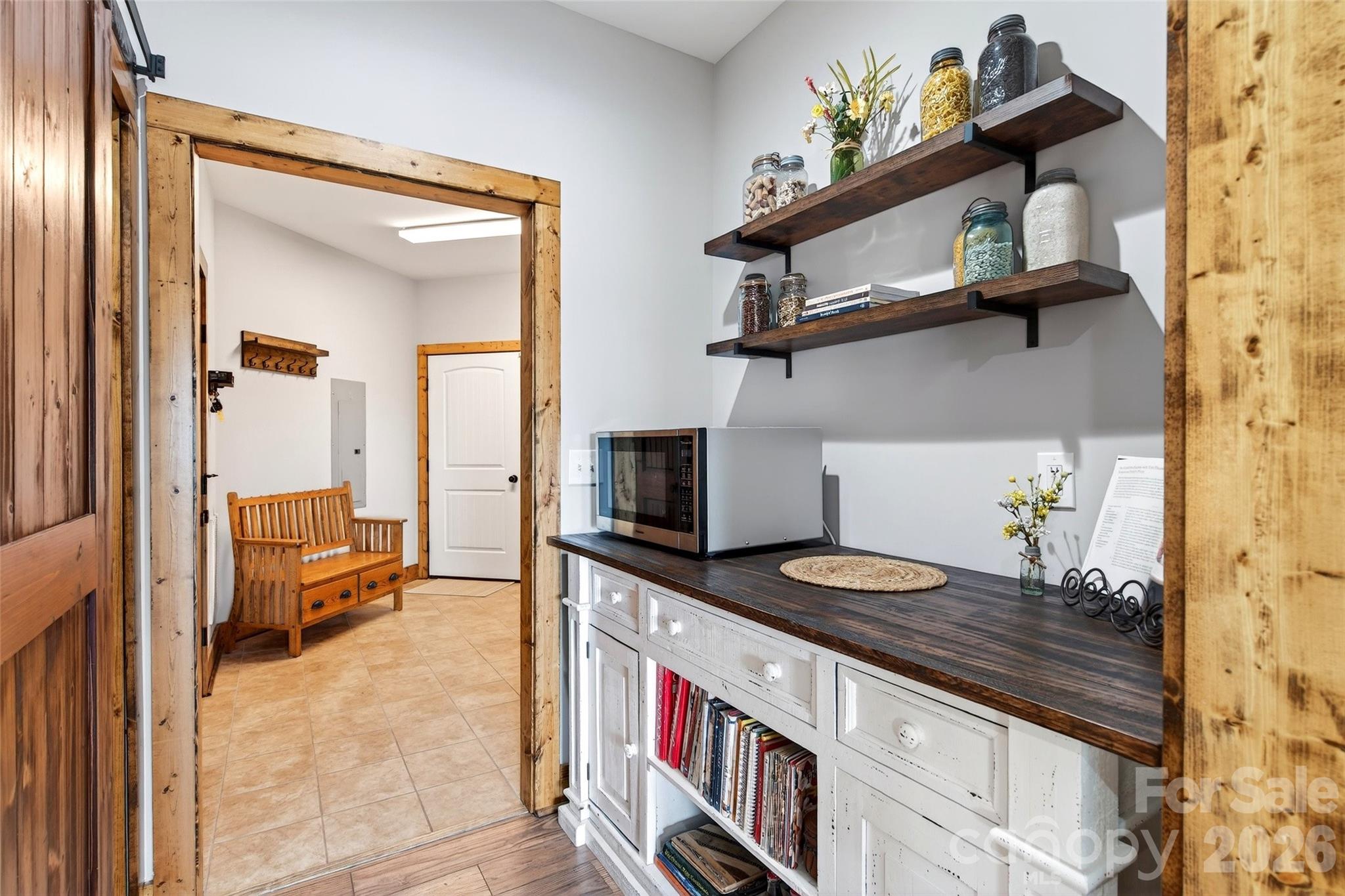 207 Lake Crest Drive #11 — Nebo