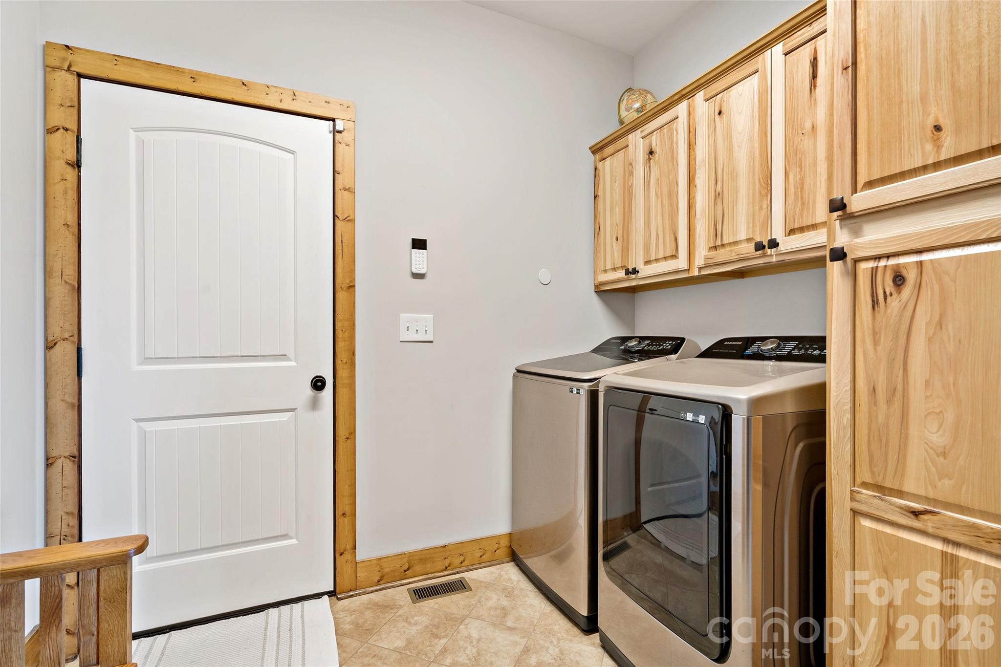 207 Lake Crest Drive #11 — Nebo