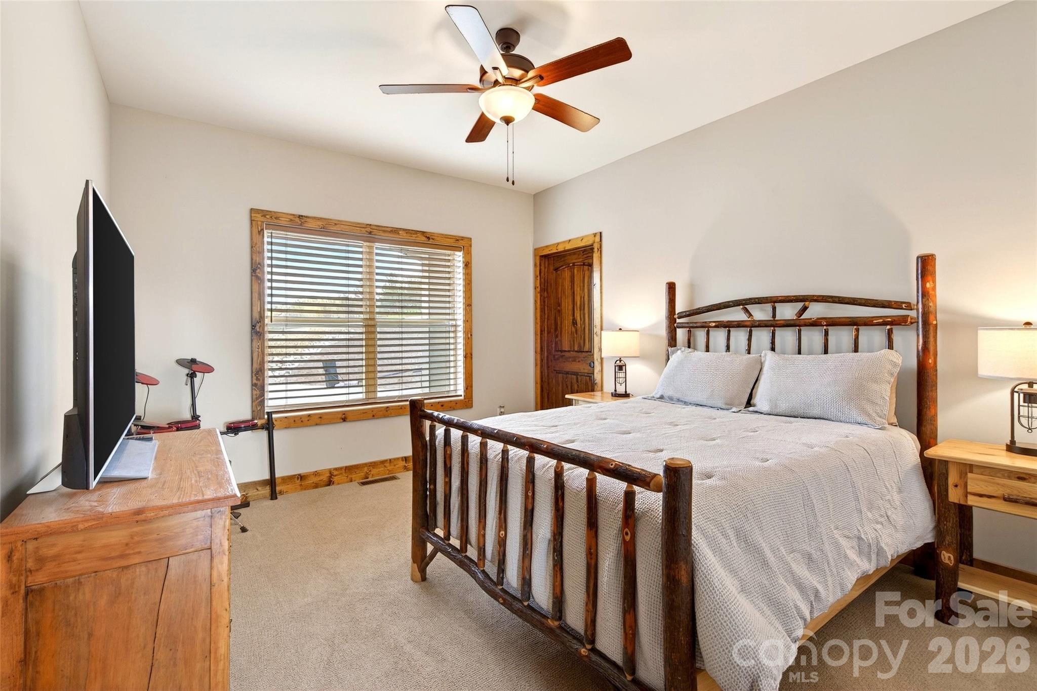 207 Lake Crest Drive #11 — Nebo
