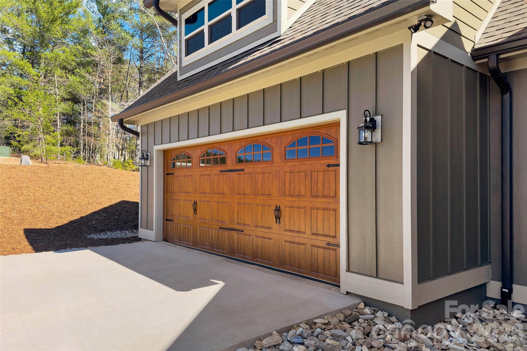 207 Lake Crest Drive #11 — Nebo