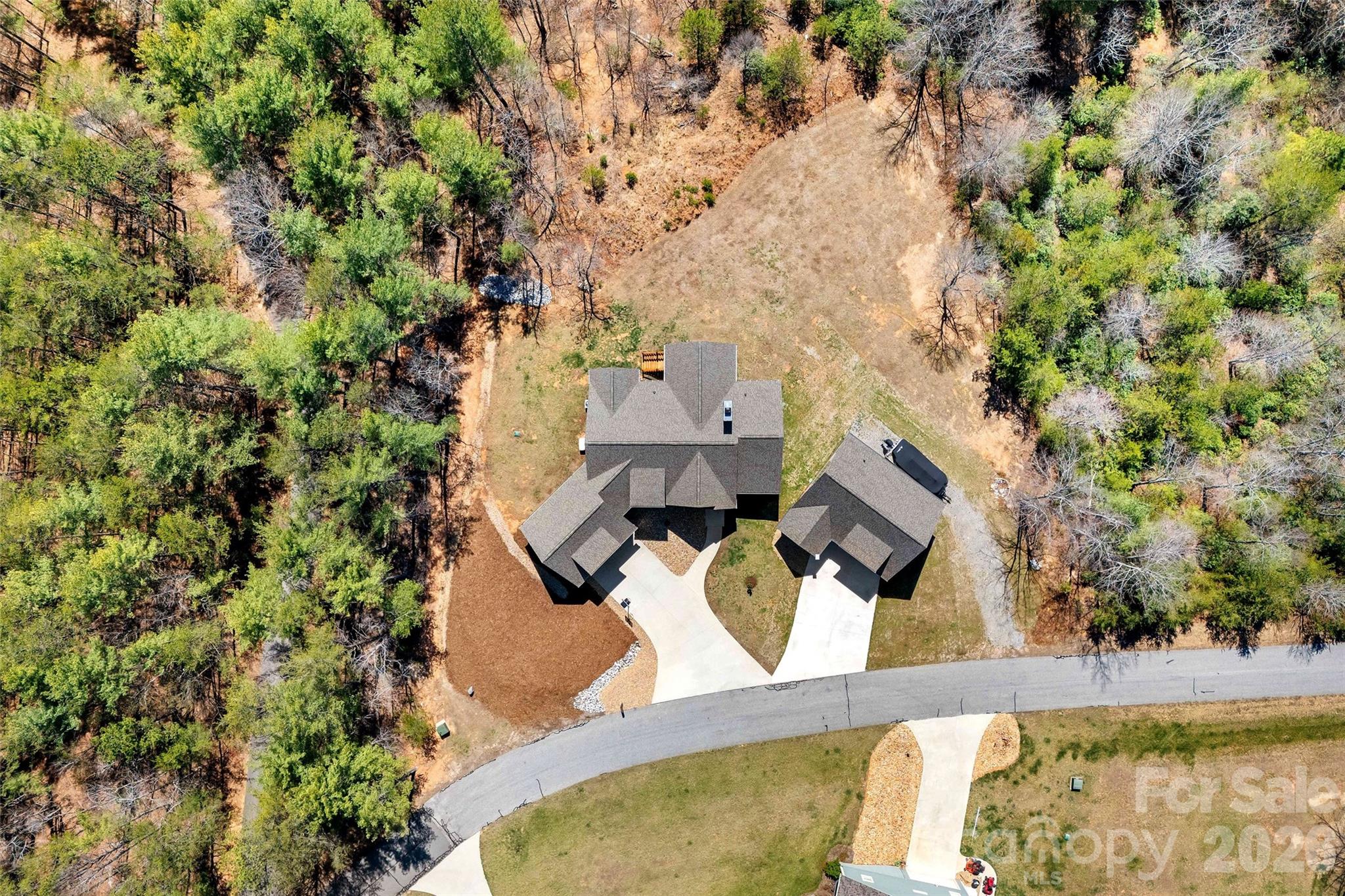 207 Lake Crest Drive #11 — Nebo