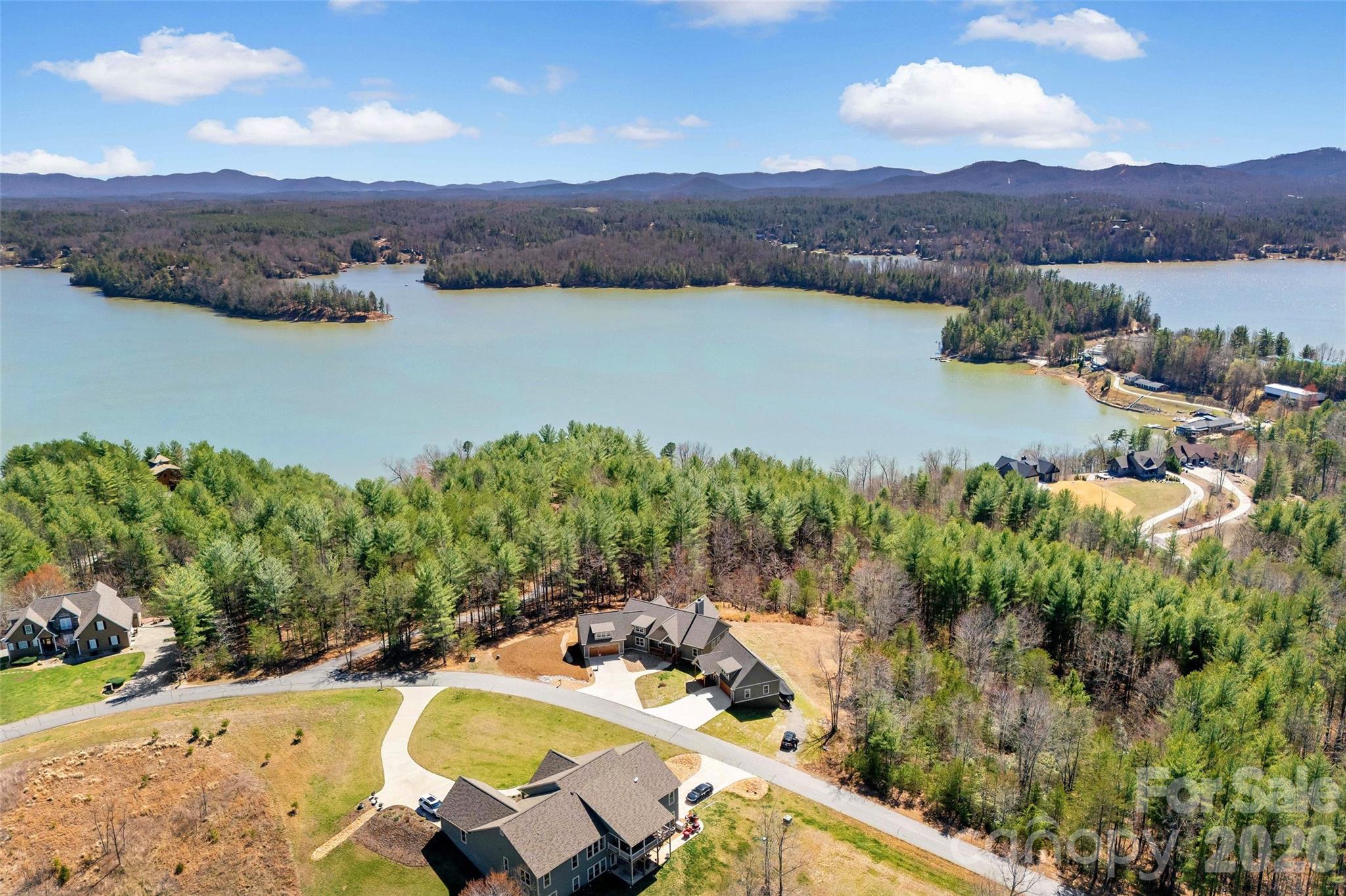 207 Lake Crest Drive #11 — Nebo