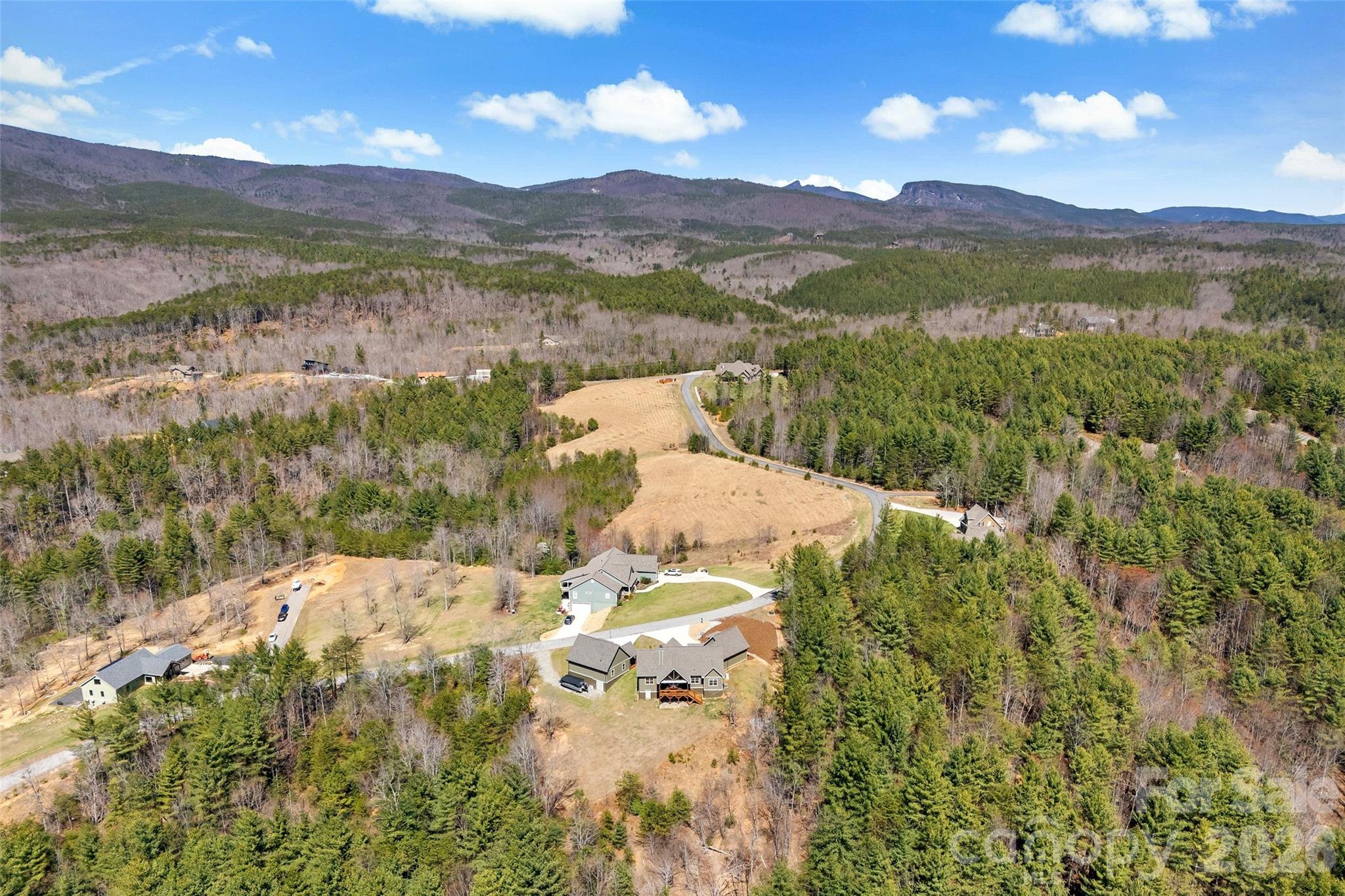 207 Lake Crest Drive #11 — Nebo