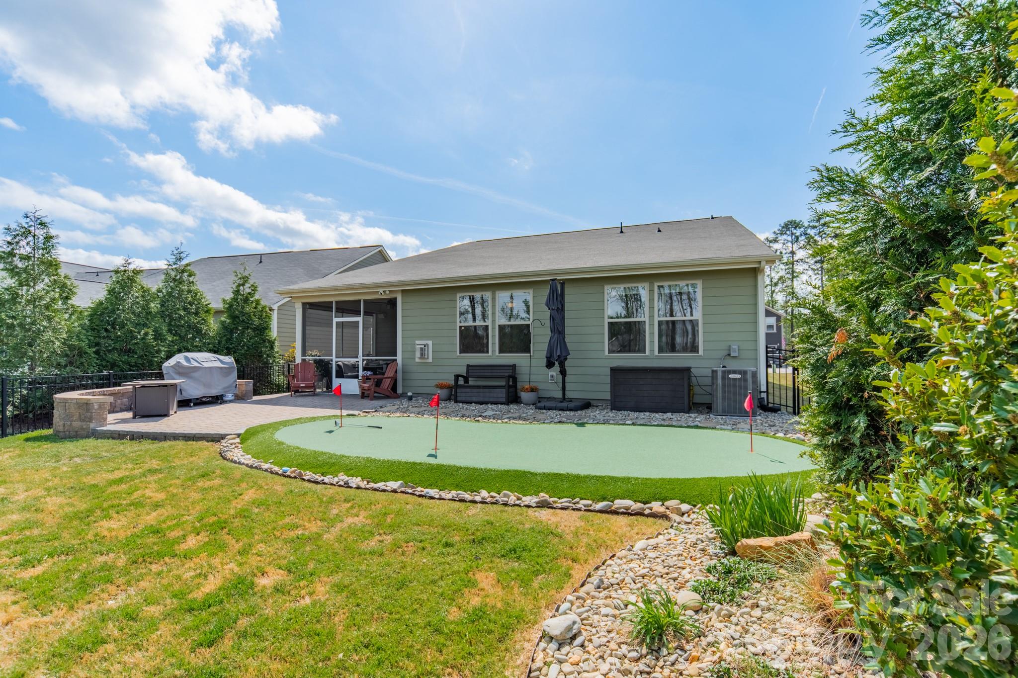 12807 Heath Grove Drive — Huntersville