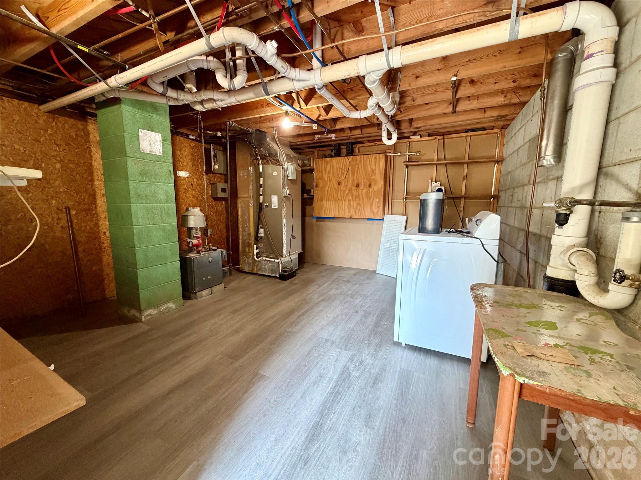 202 WOODWARD Avenue — Morganton