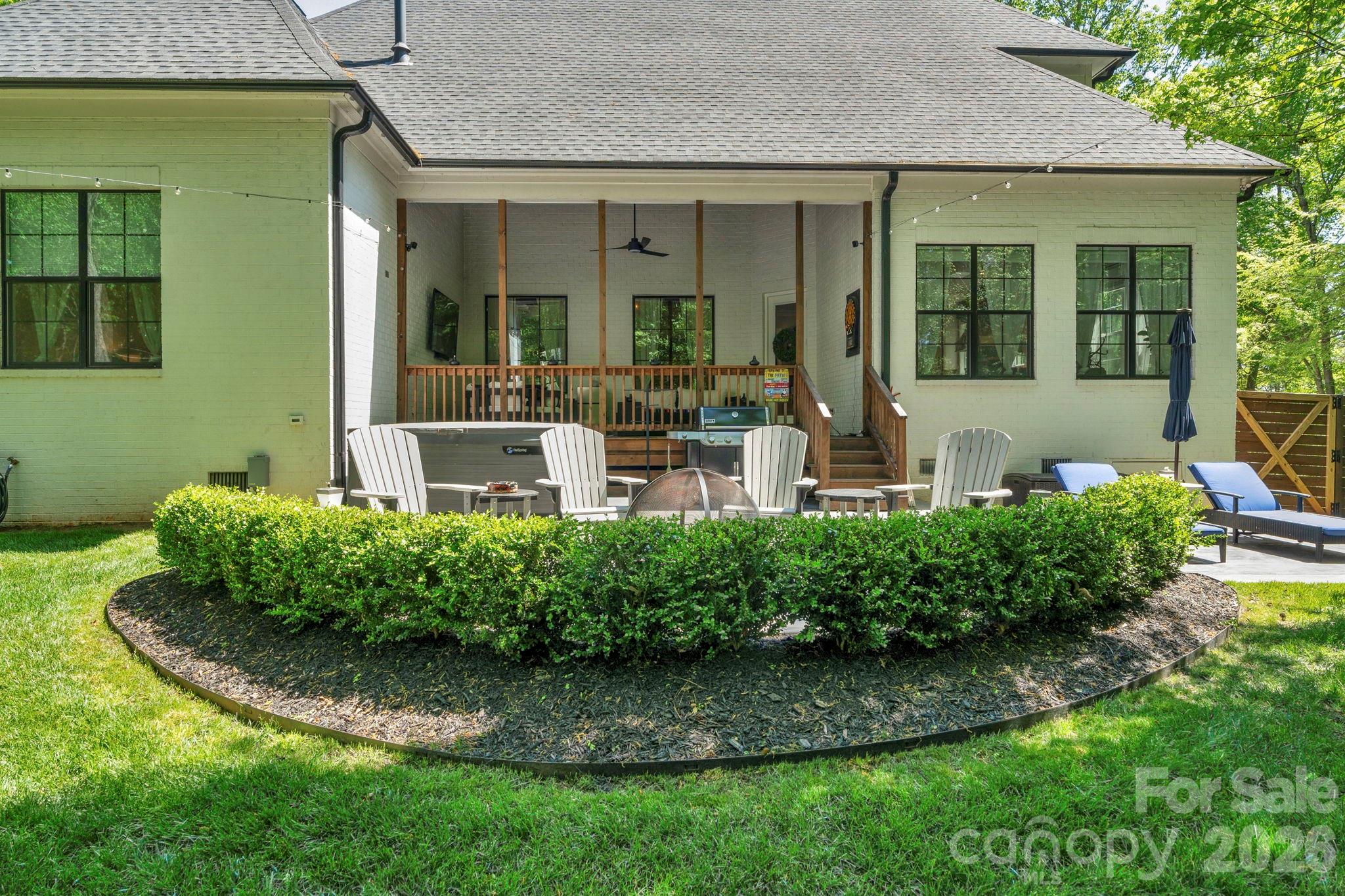 365 Stone Cliff Lane — Clover