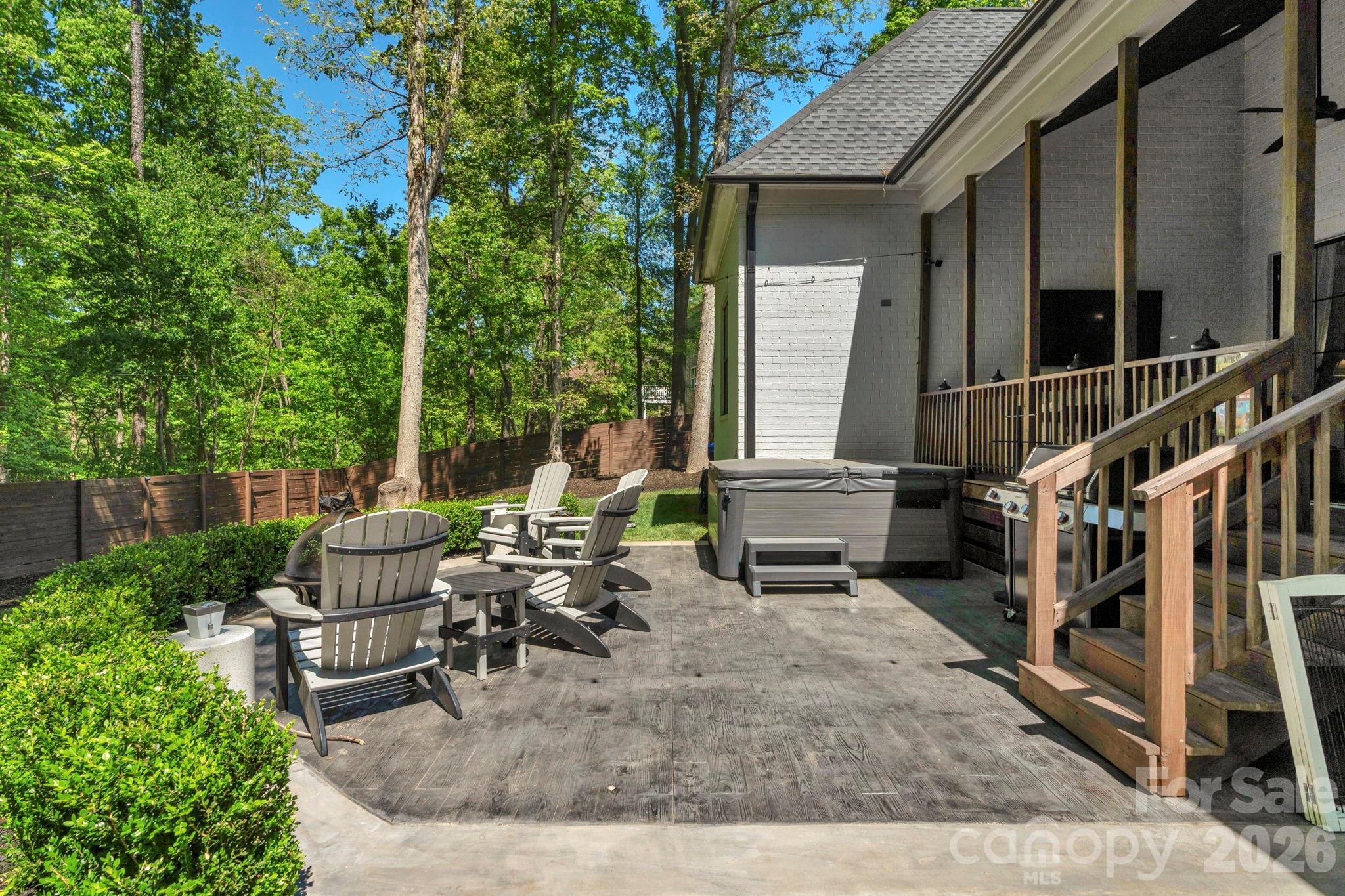 365 Stone Cliff Lane — Clover