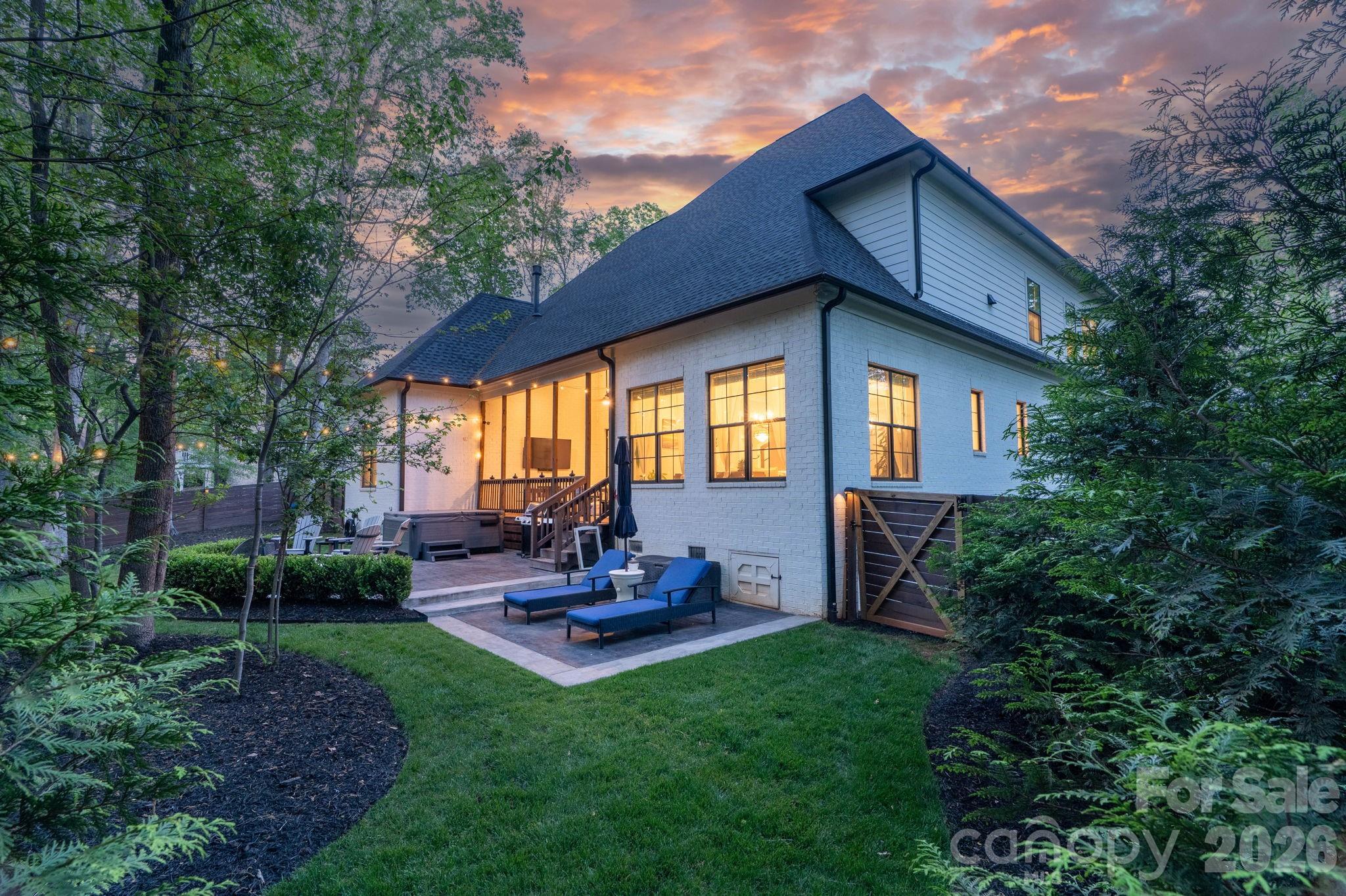 365 Stone Cliff Lane — Clover