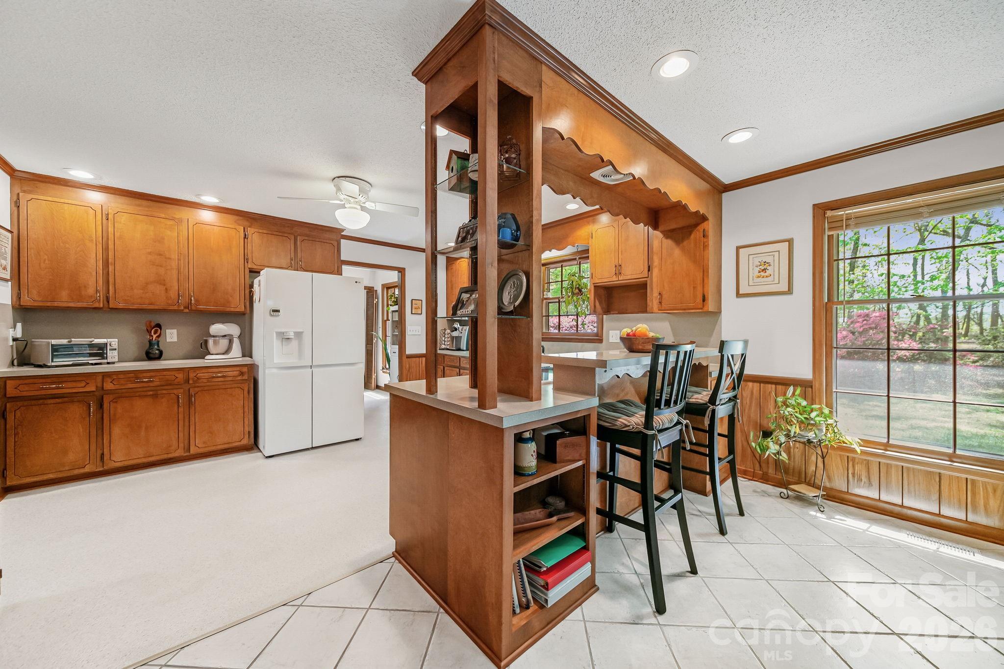2056 Lawrence Road — Clover