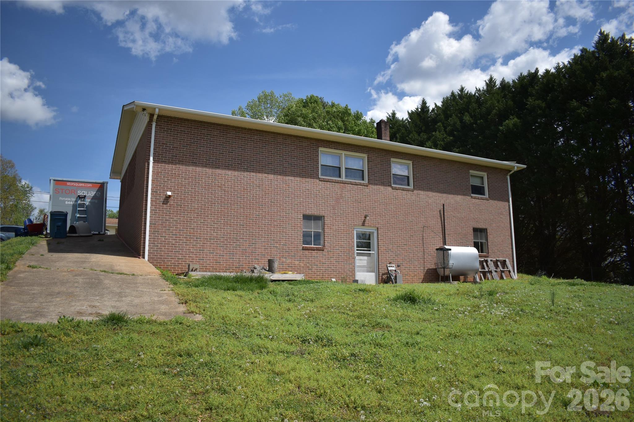 103 Regina Drive — Morganton