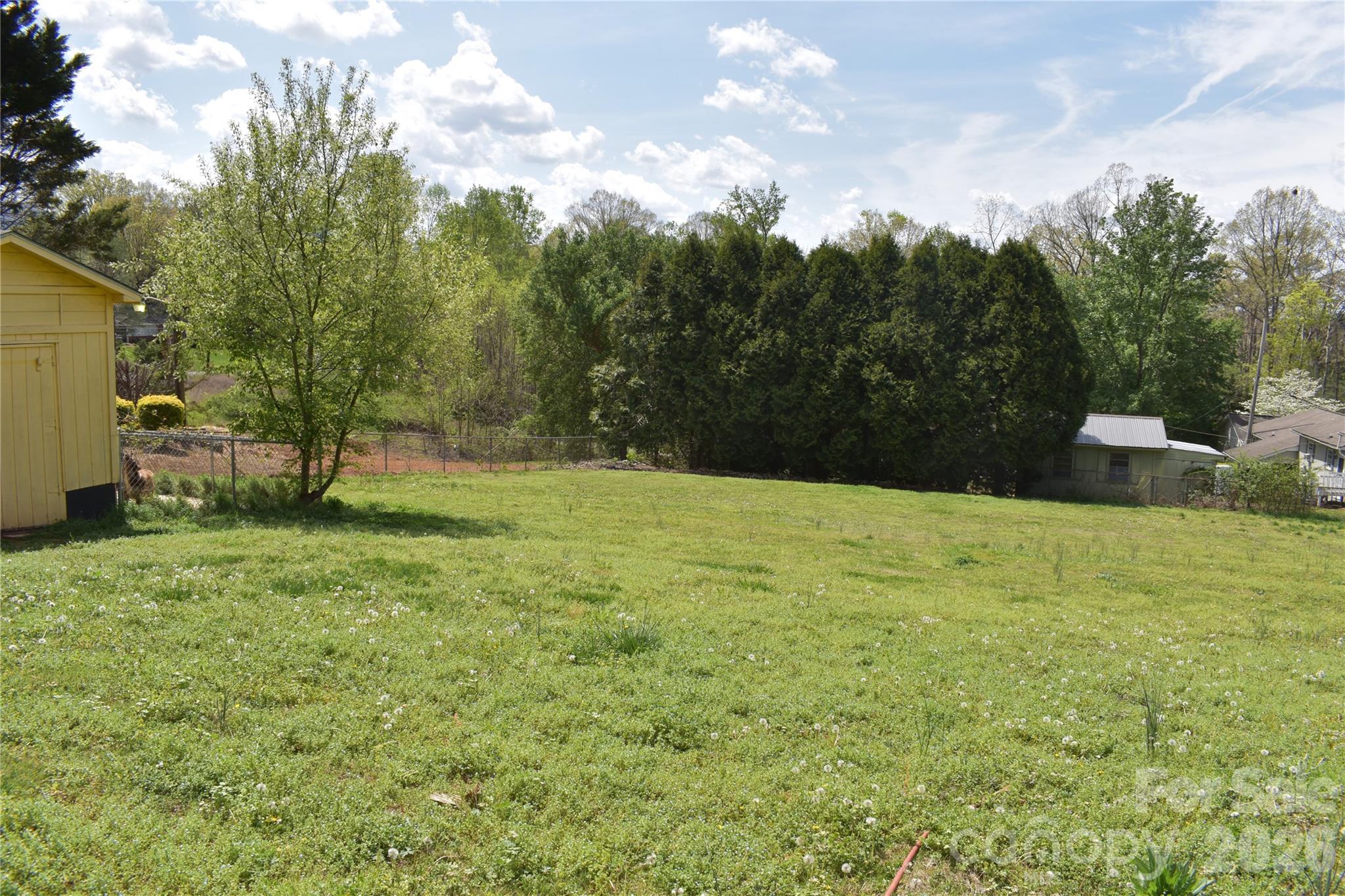 103 Regina Drive — Morganton