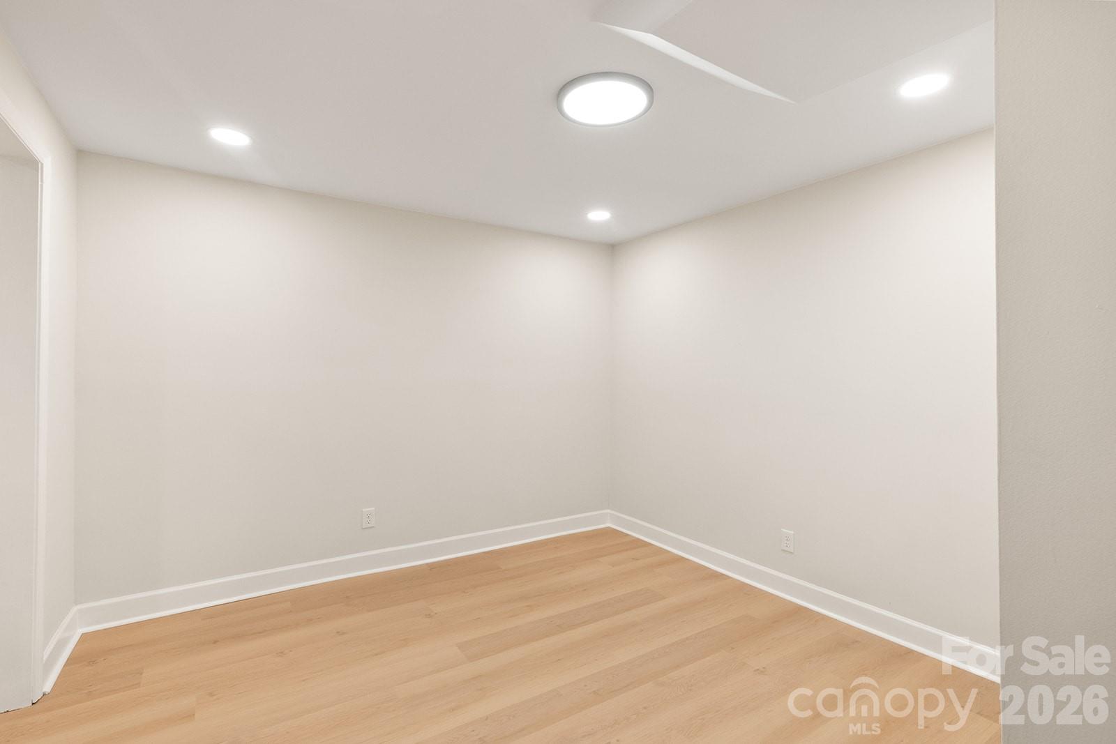 100 Chadmore Drive — Charlotte