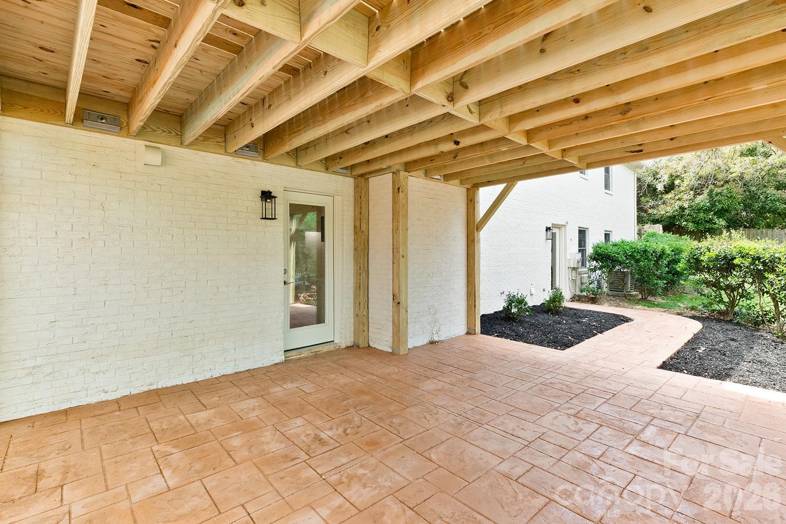100 Chadmore Drive — Charlotte