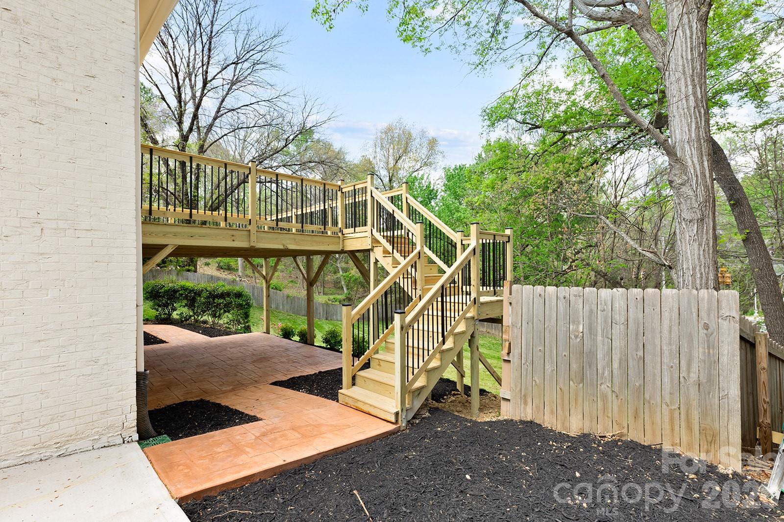 100 Chadmore Drive — Charlotte