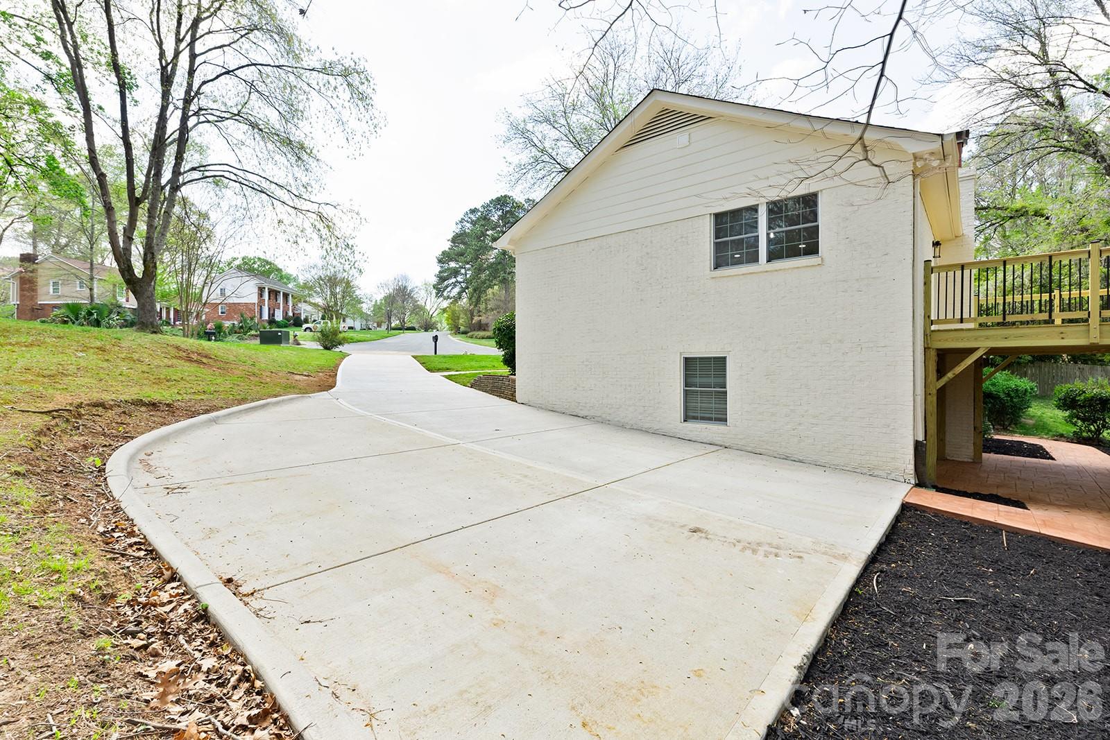 100 Chadmore Drive — Charlotte