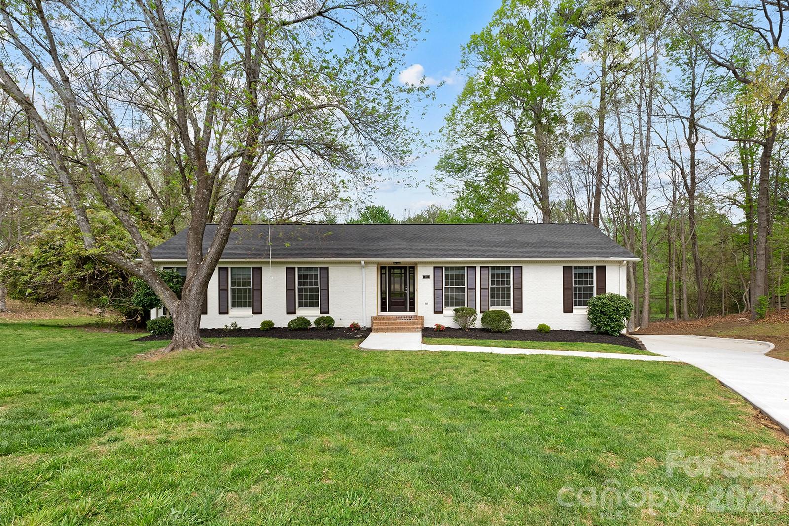 100 Chadmore Drive — Charlotte