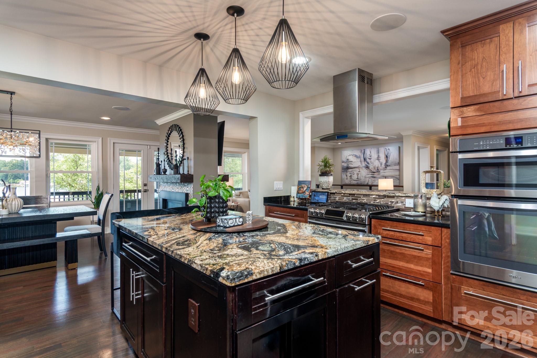 7144 Lynbrook Creek Road — Denver