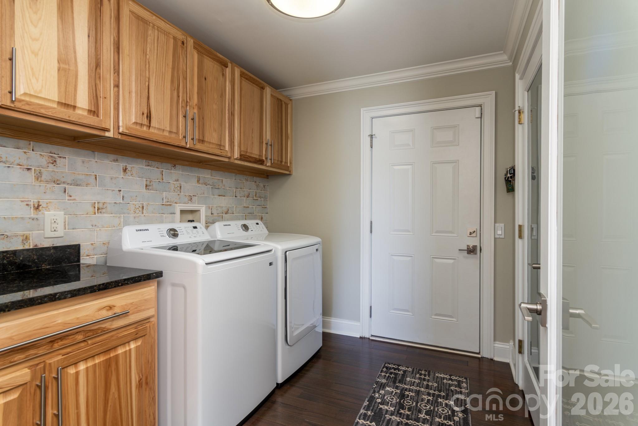 7144 Lynbrook Creek Road — Denver