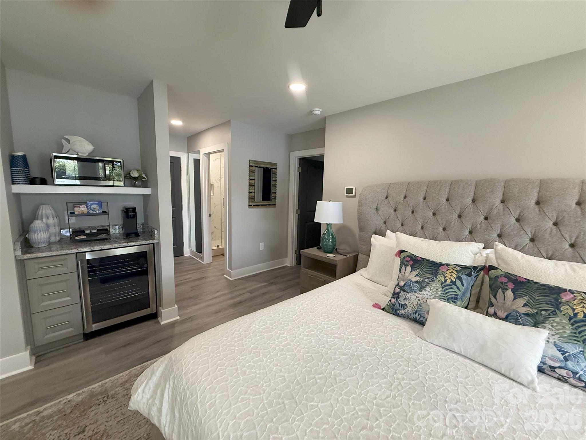 7144 Lynbrook Creek Road — Denver