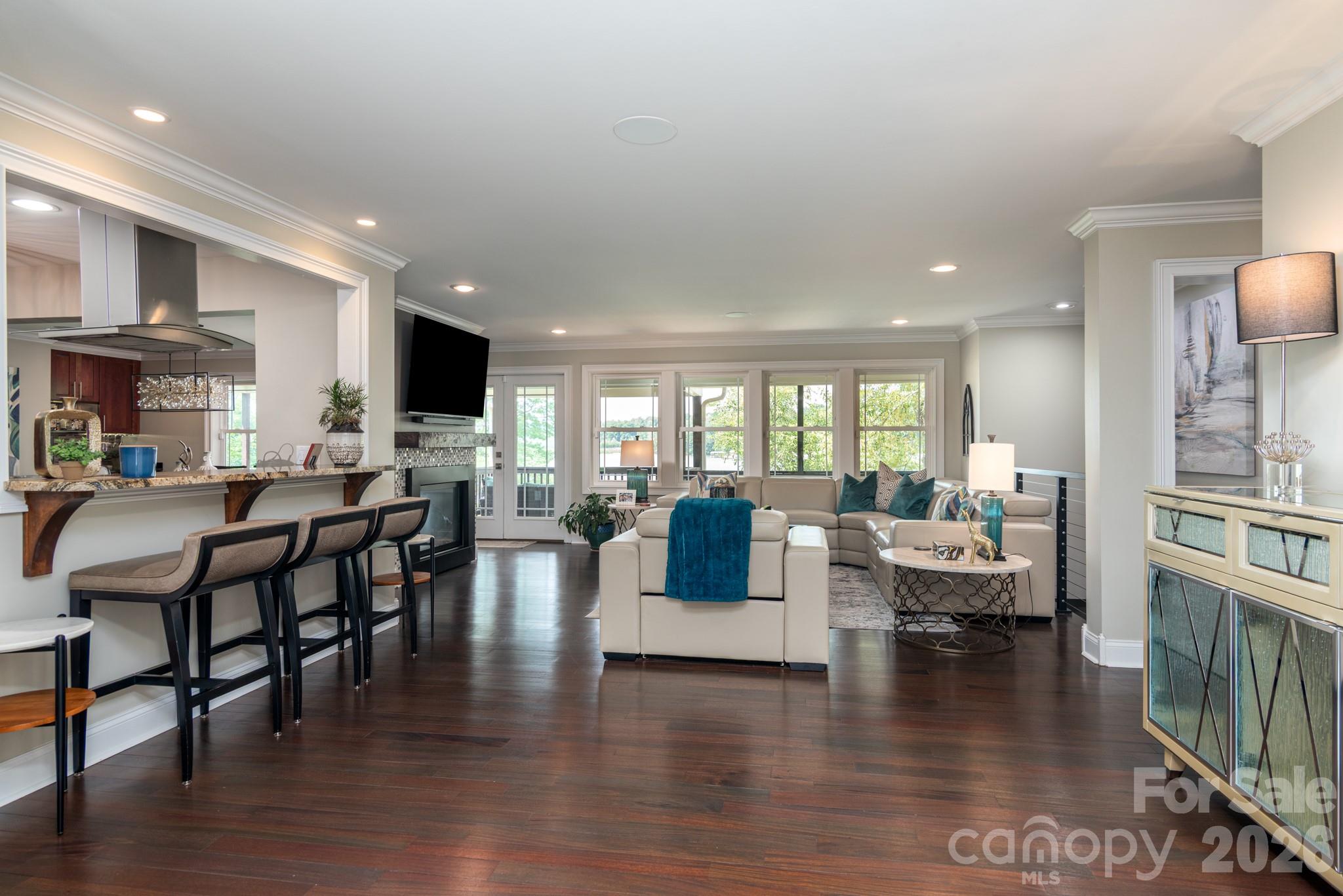 7144 Lynbrook Creek Road — Denver