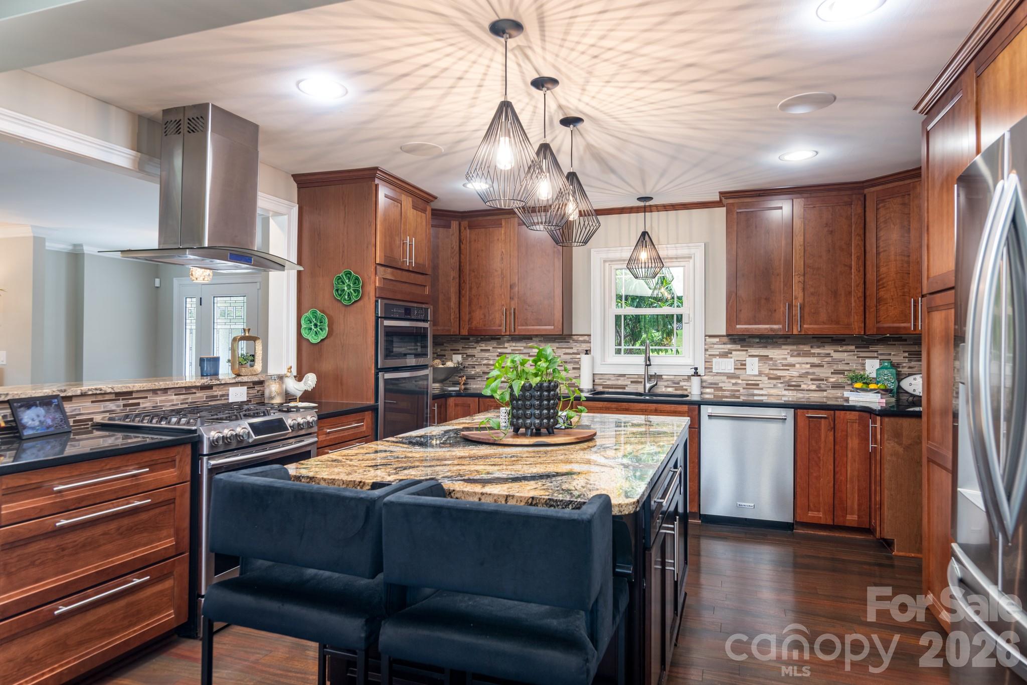 7144 Lynbrook Creek Road — Denver