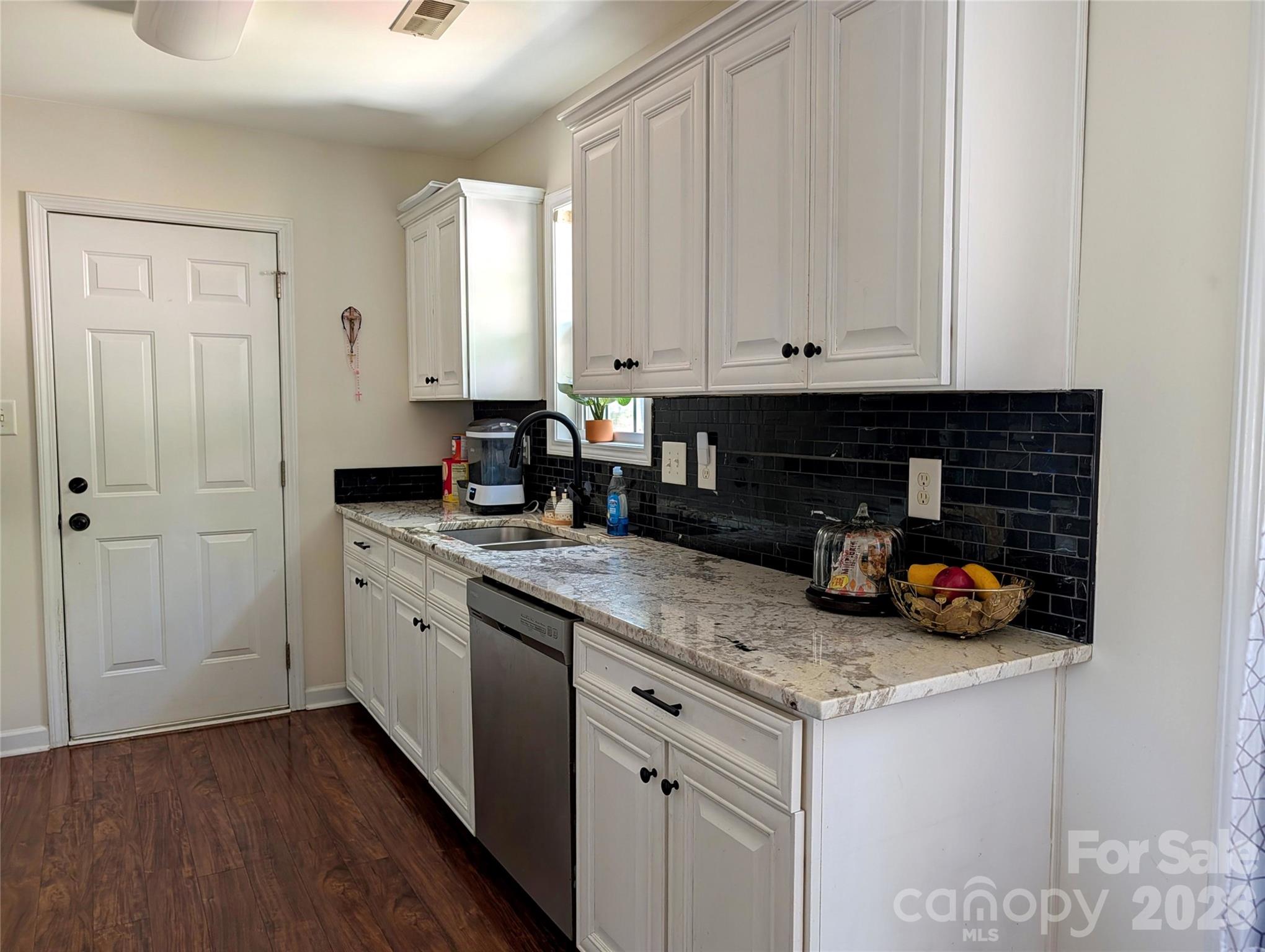 505 Azure Avenue — Albemarle