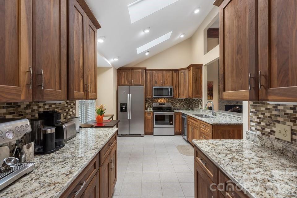 174 Garnet Rock Trail — Highlands