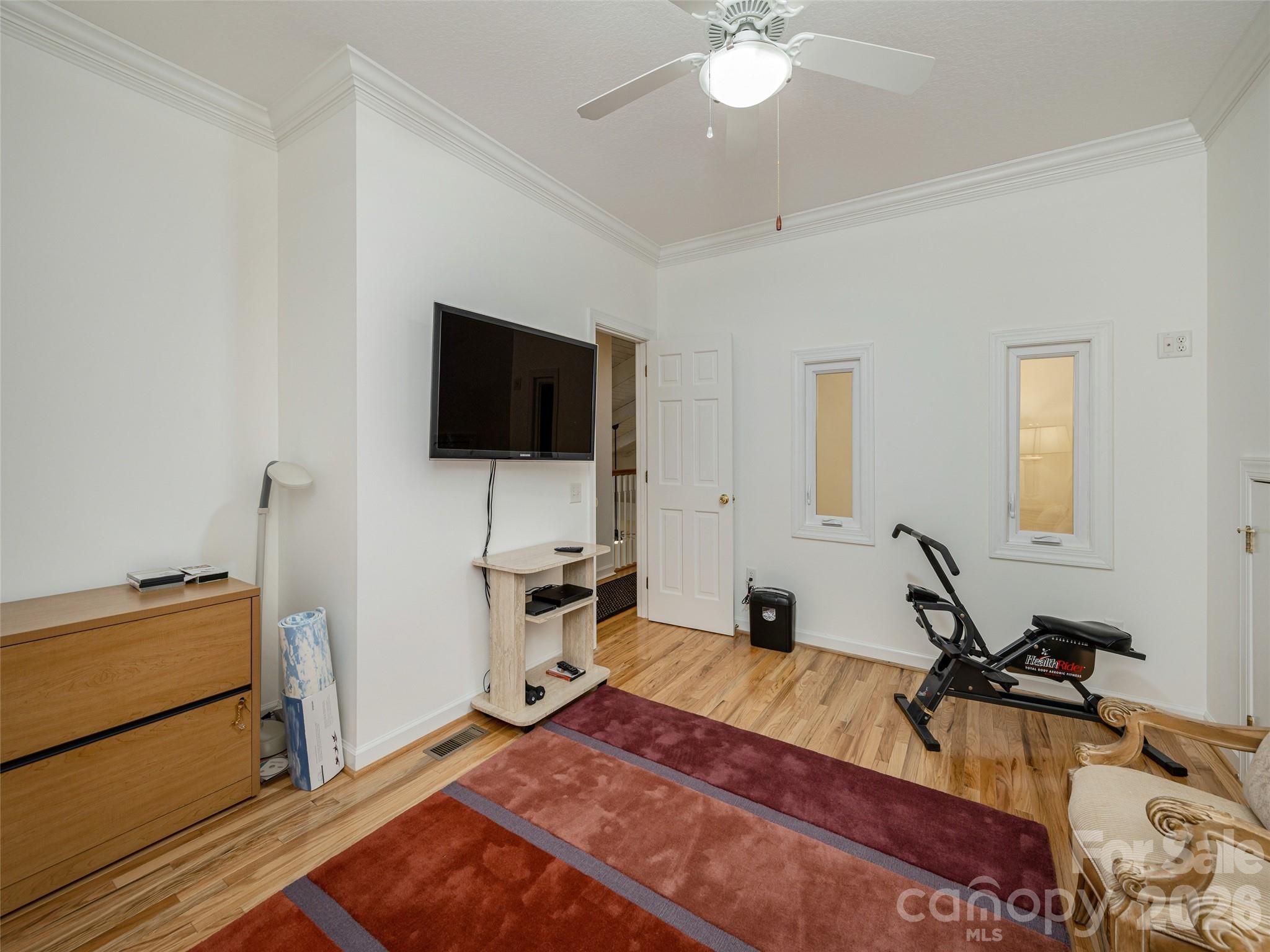 83 Towne Place Drive — Hendersonville