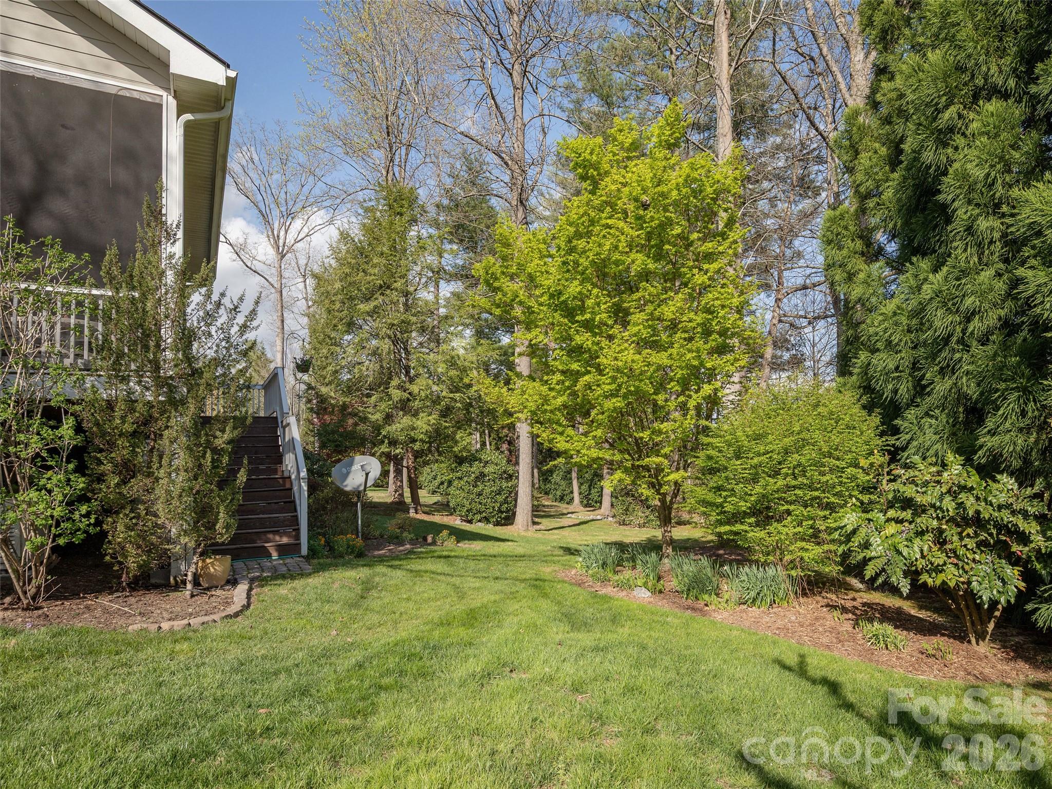83 Towne Place Drive — Hendersonville