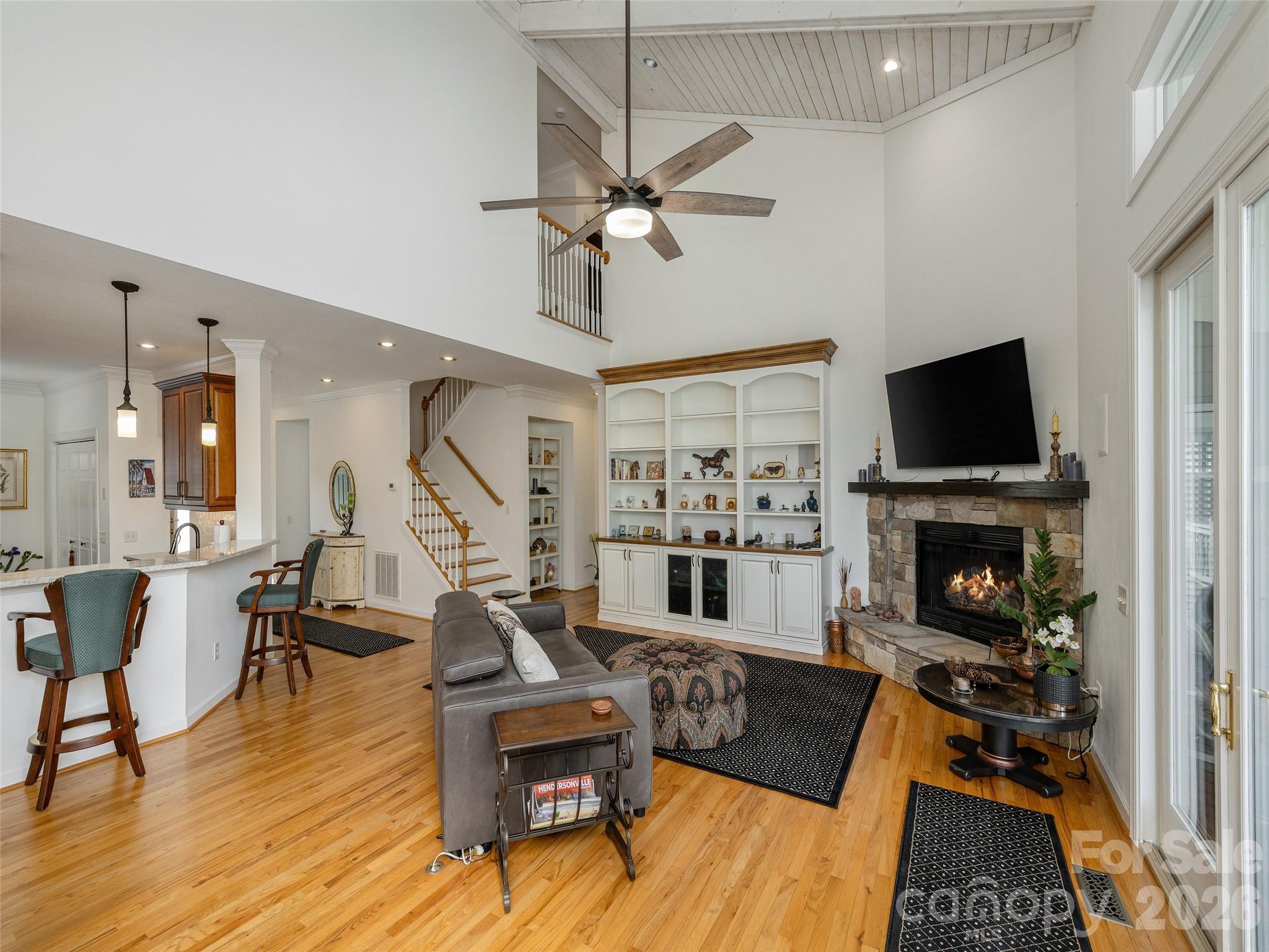 83 Towne Place Drive — Hendersonville