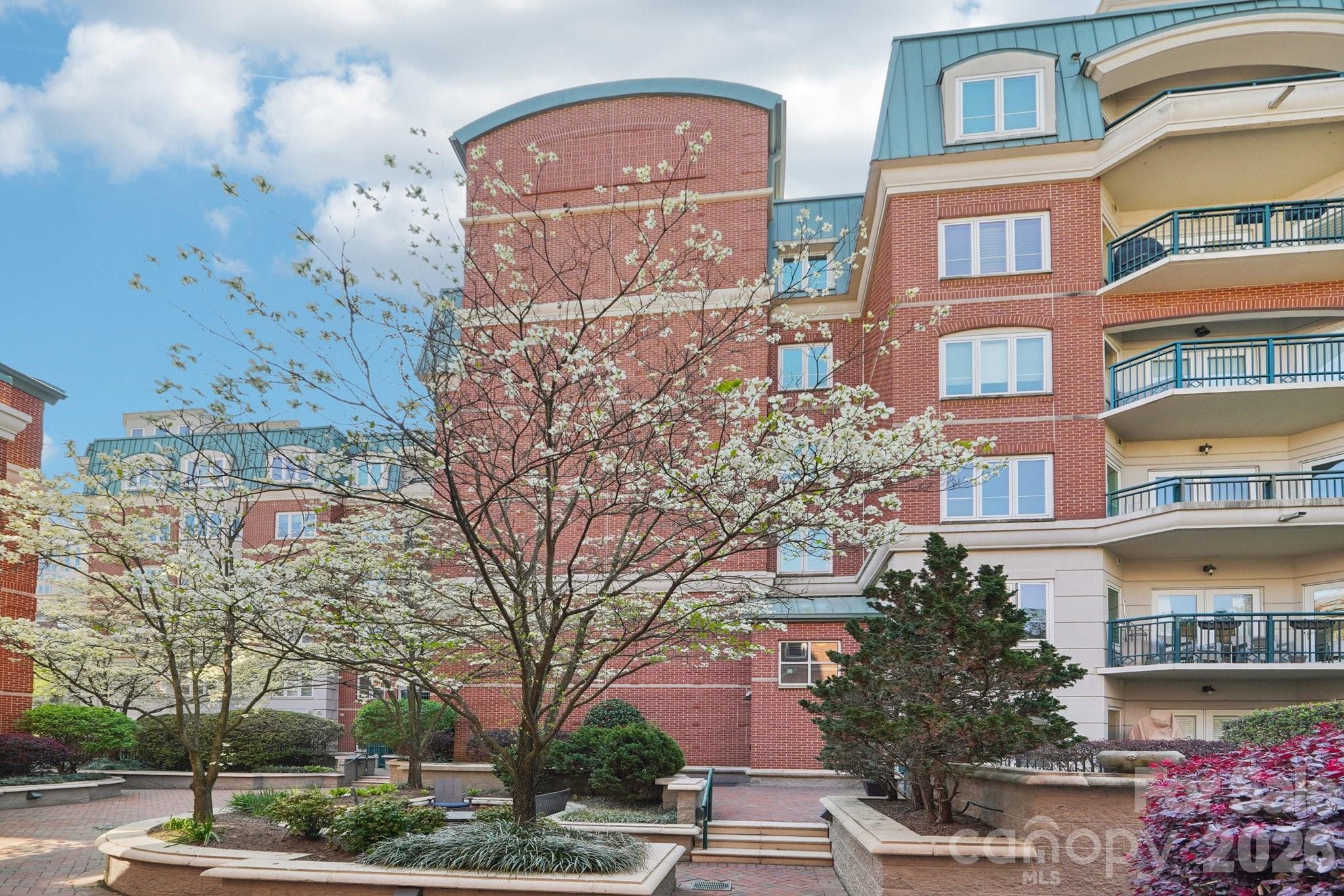 401 N Church Street #408 — Charlotte