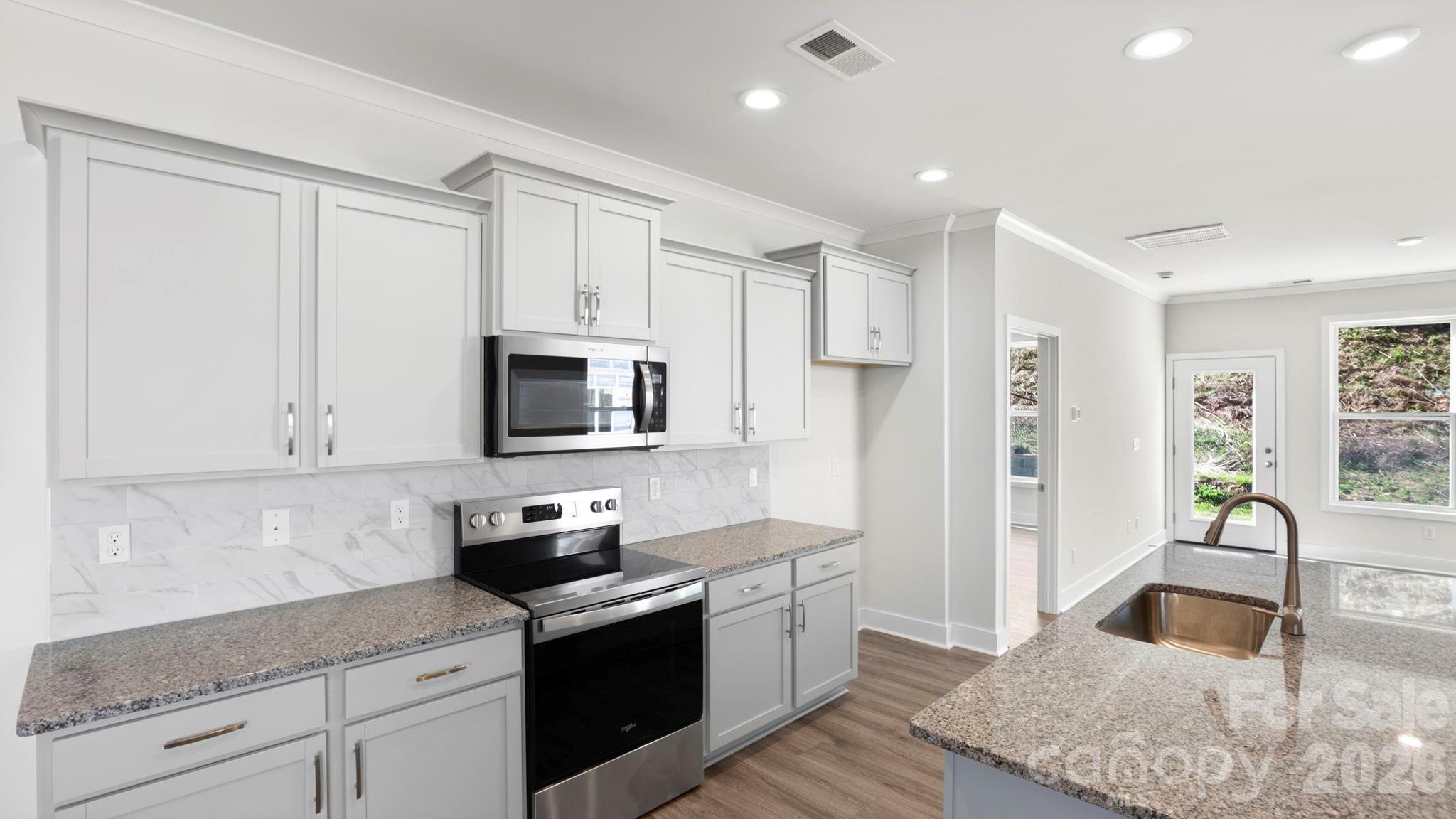 123 Sugg Trail — Weaverville