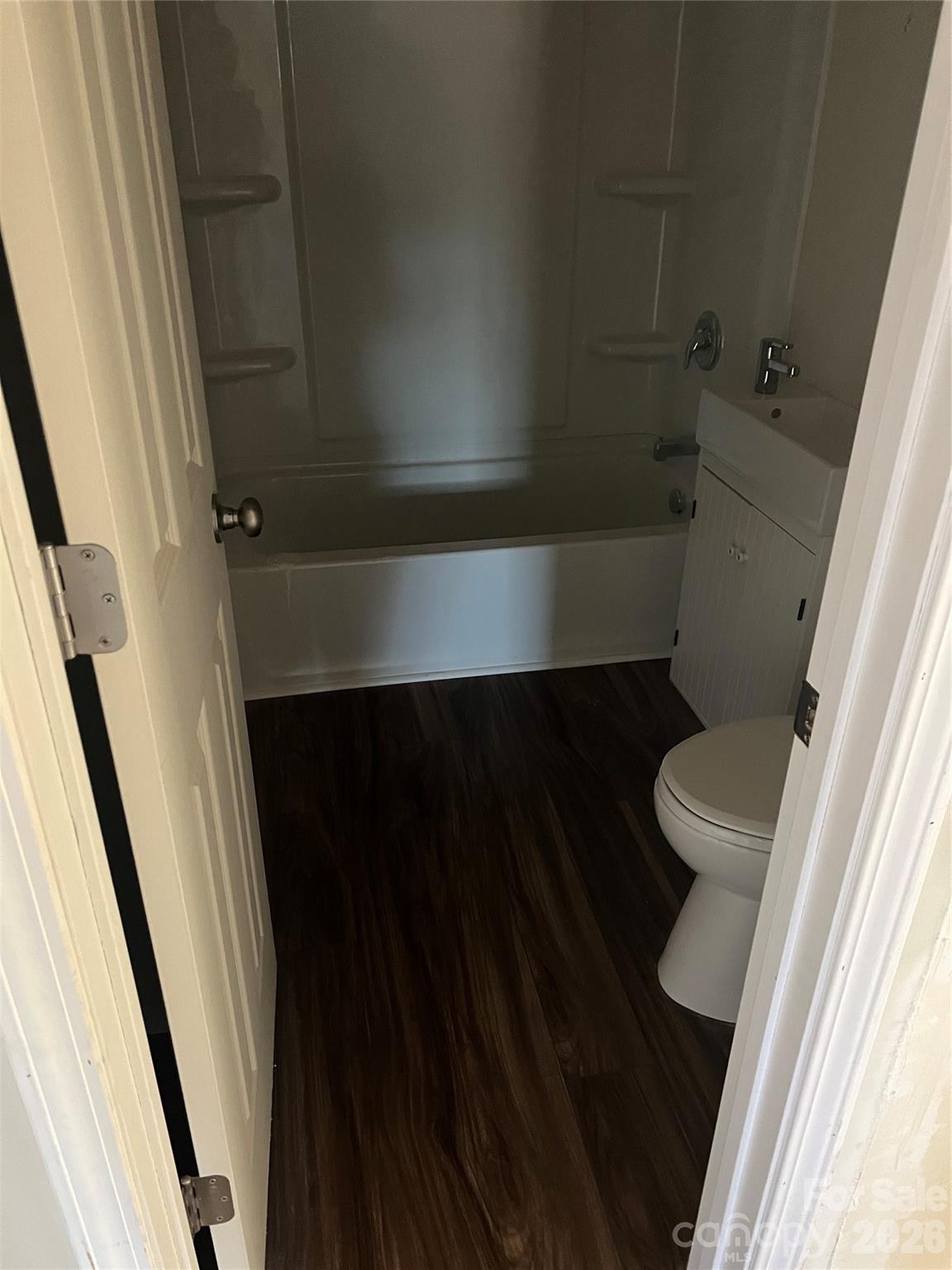 146 Underwood Road — Canton
